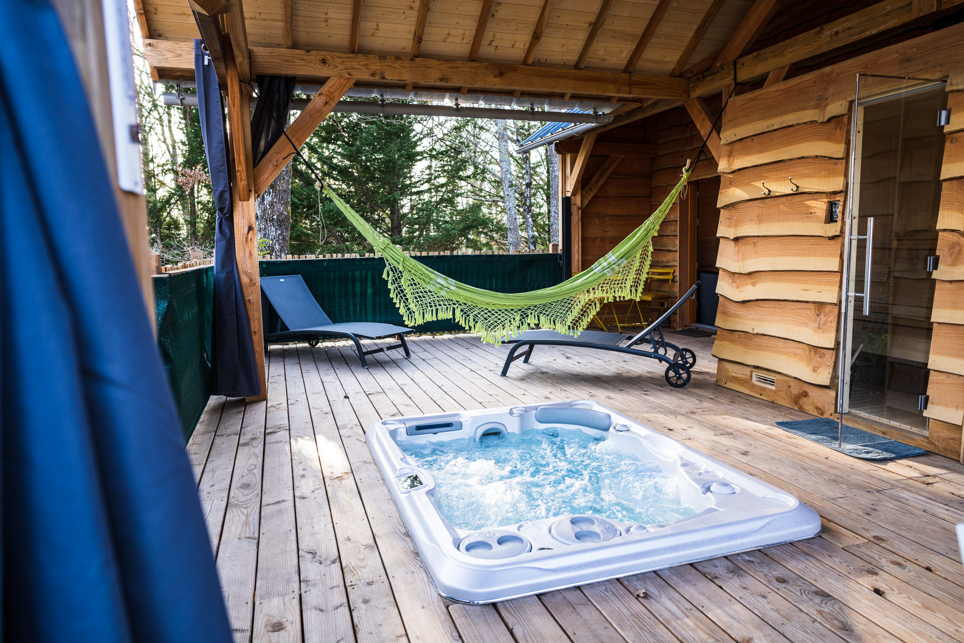 Cabane Petit Bois : une expérience immersive en pleine nature
