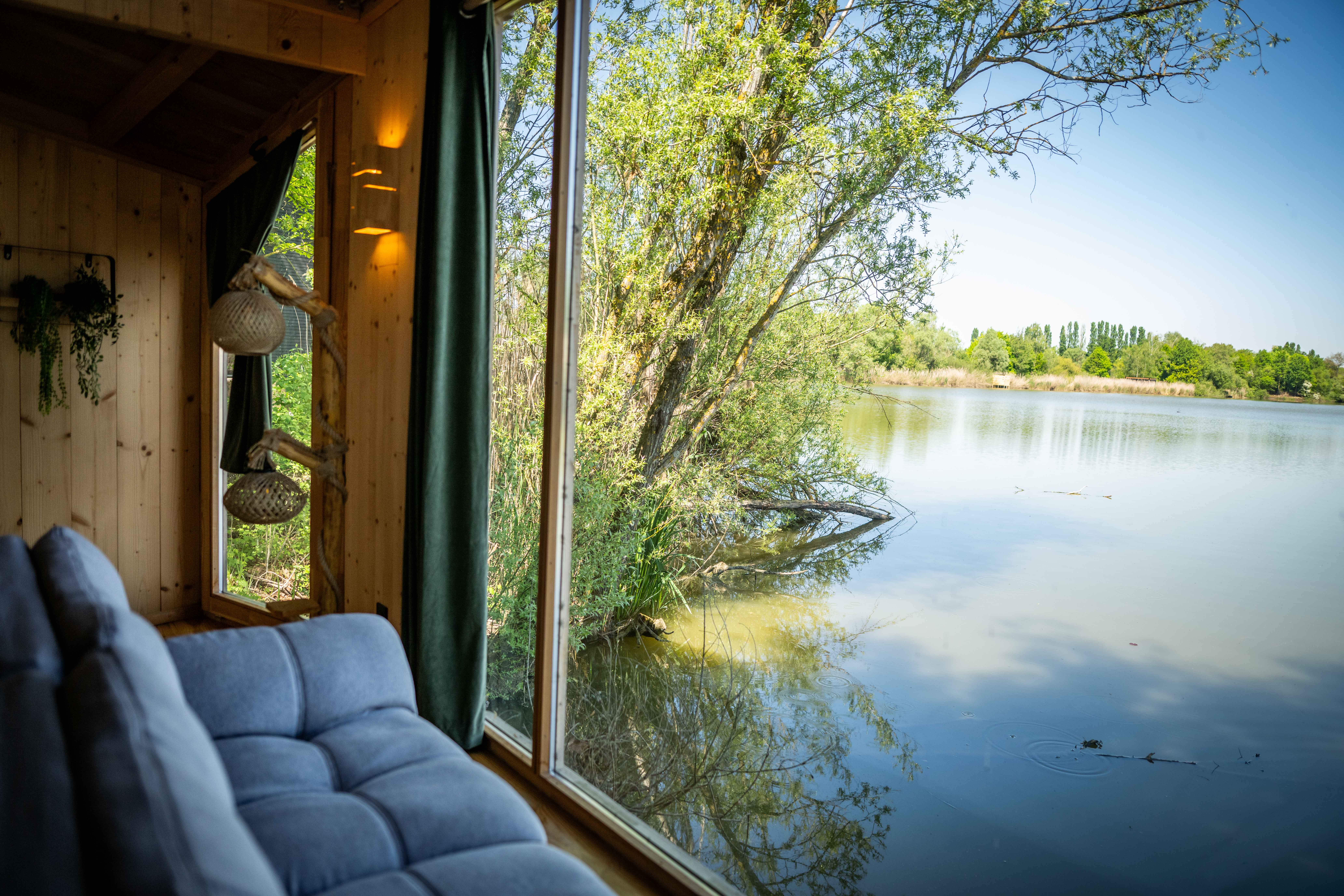 Cabane Spa Végétale — Séjour relaxant avec spa à Ain à Druillat — espace de vie