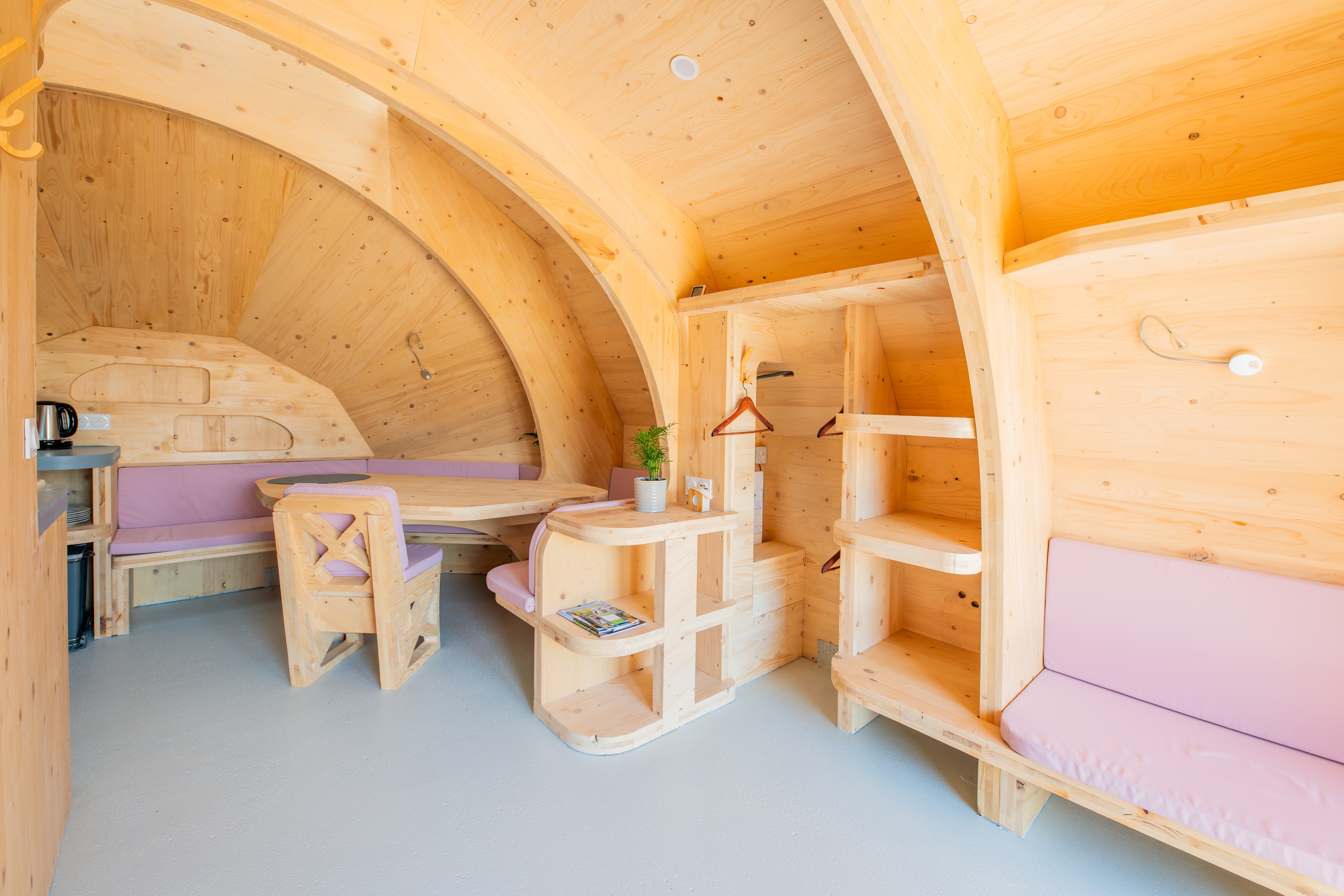 Nid Sequoia : une cabane végétalisée au cœur du Limousin à Neuvic — cuisine