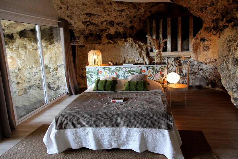 La Suite des Fouleries : une maison troglodyte avec spa et sauna