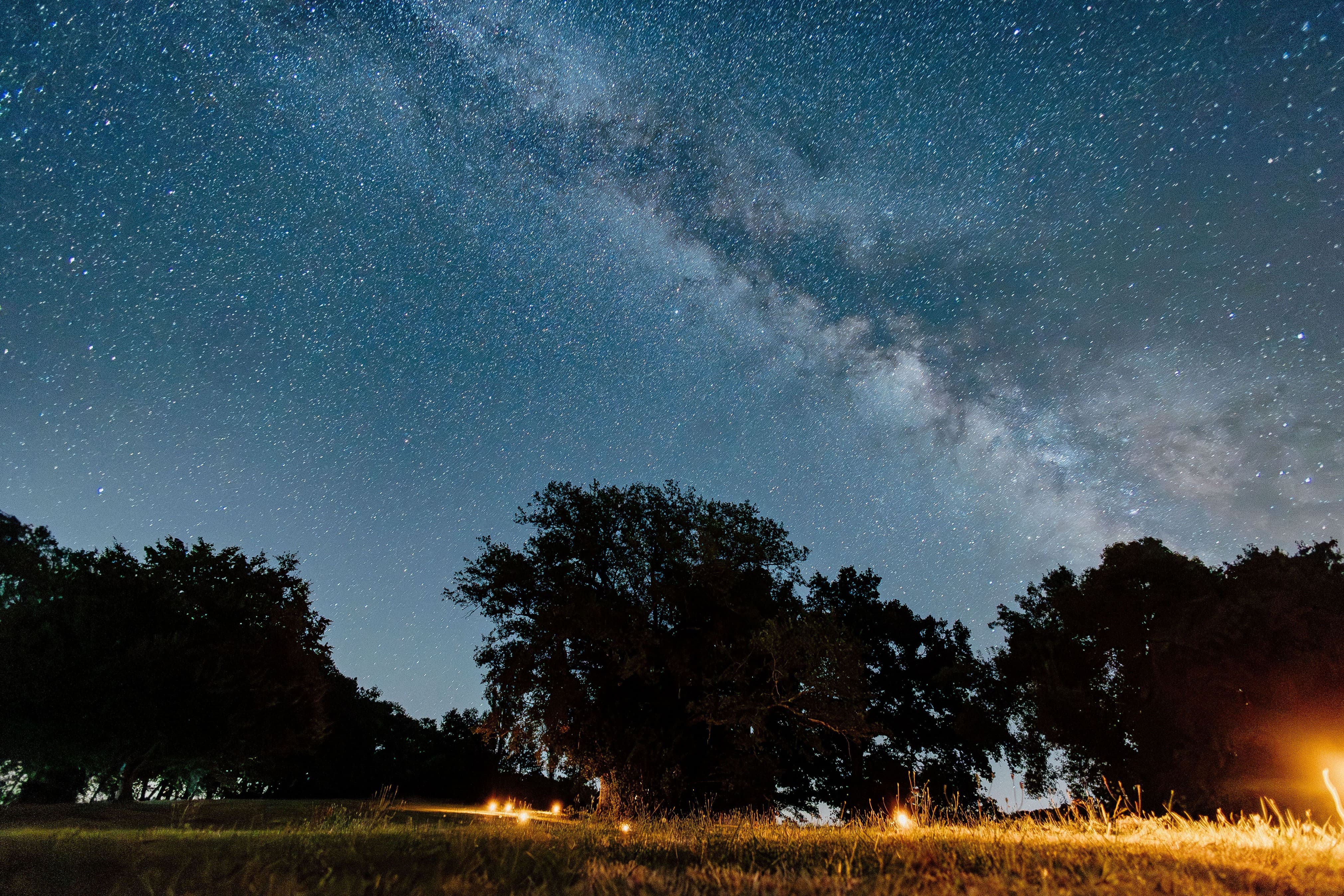 Bulle au sommet du Chêne & Spa — Nuit perchée à 6m dans le Gers à Lartigue — vue depuis la terrasse