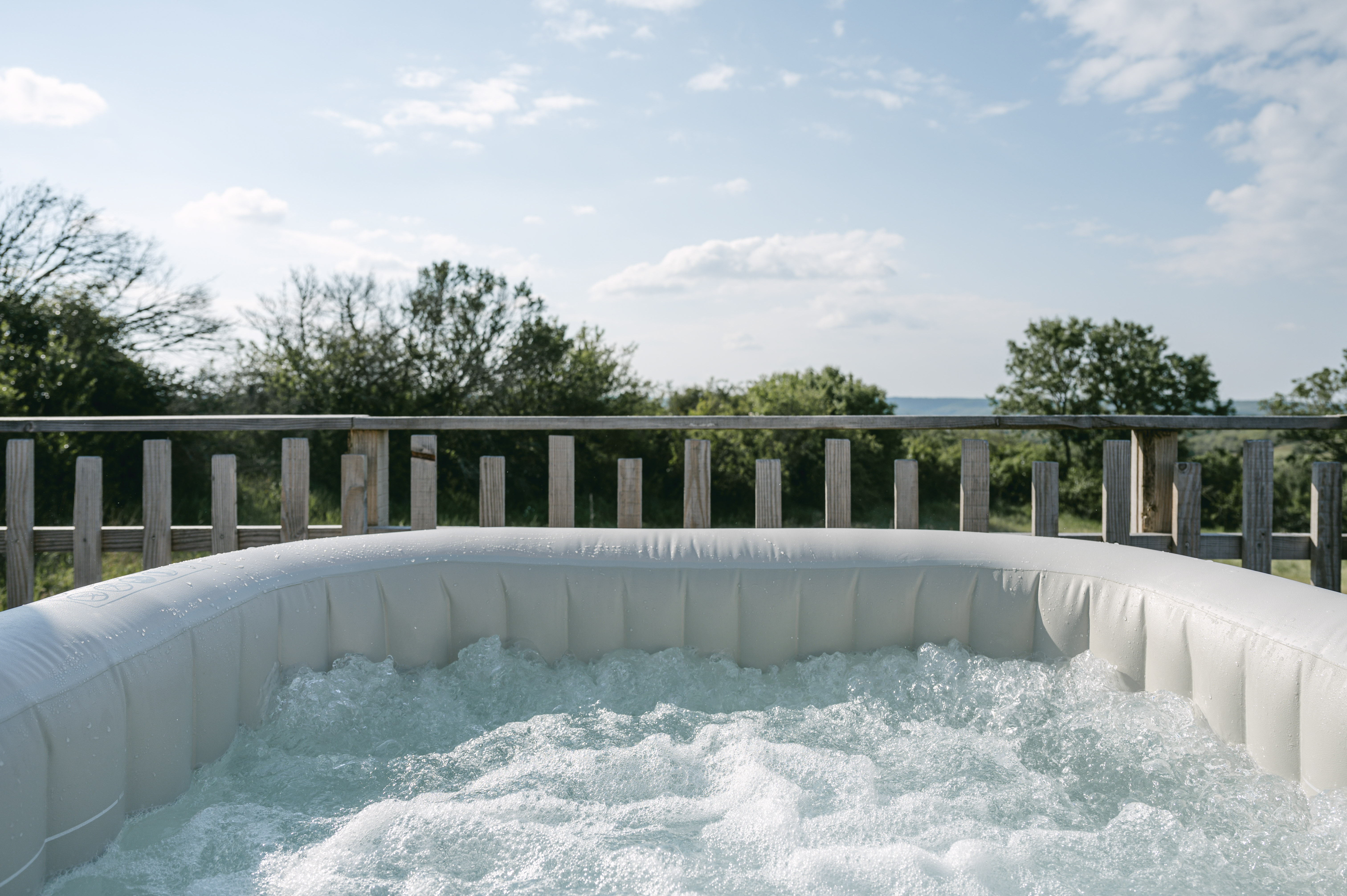 Évasion en Bulle de Luxe avec Spa à Cabrerets à Cabrerets — chambre