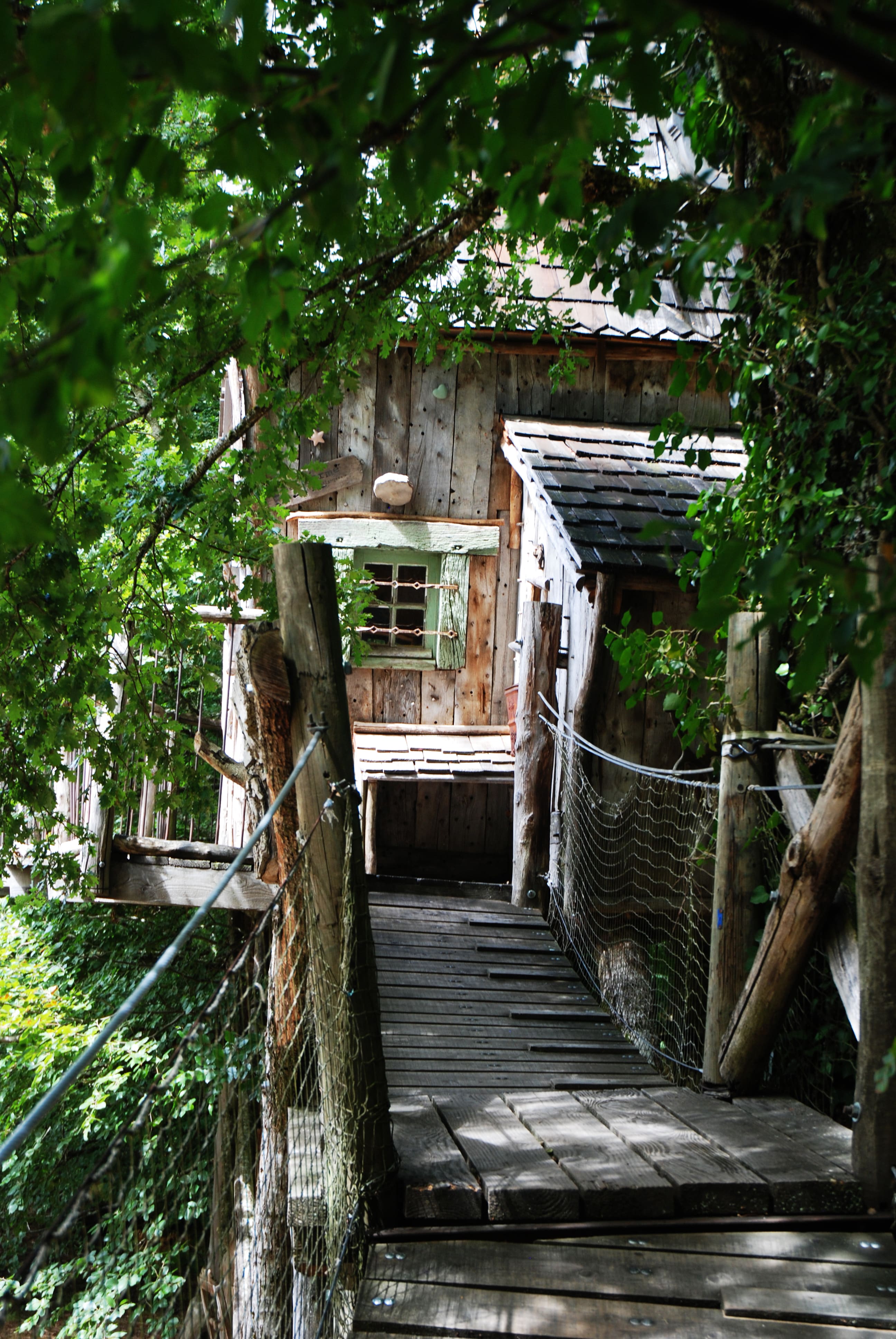 La cabane du Soleil — Cabane dans les arbres à 6m de hauteur en Corrèze à Brive-la-Gaillarde — cuisine