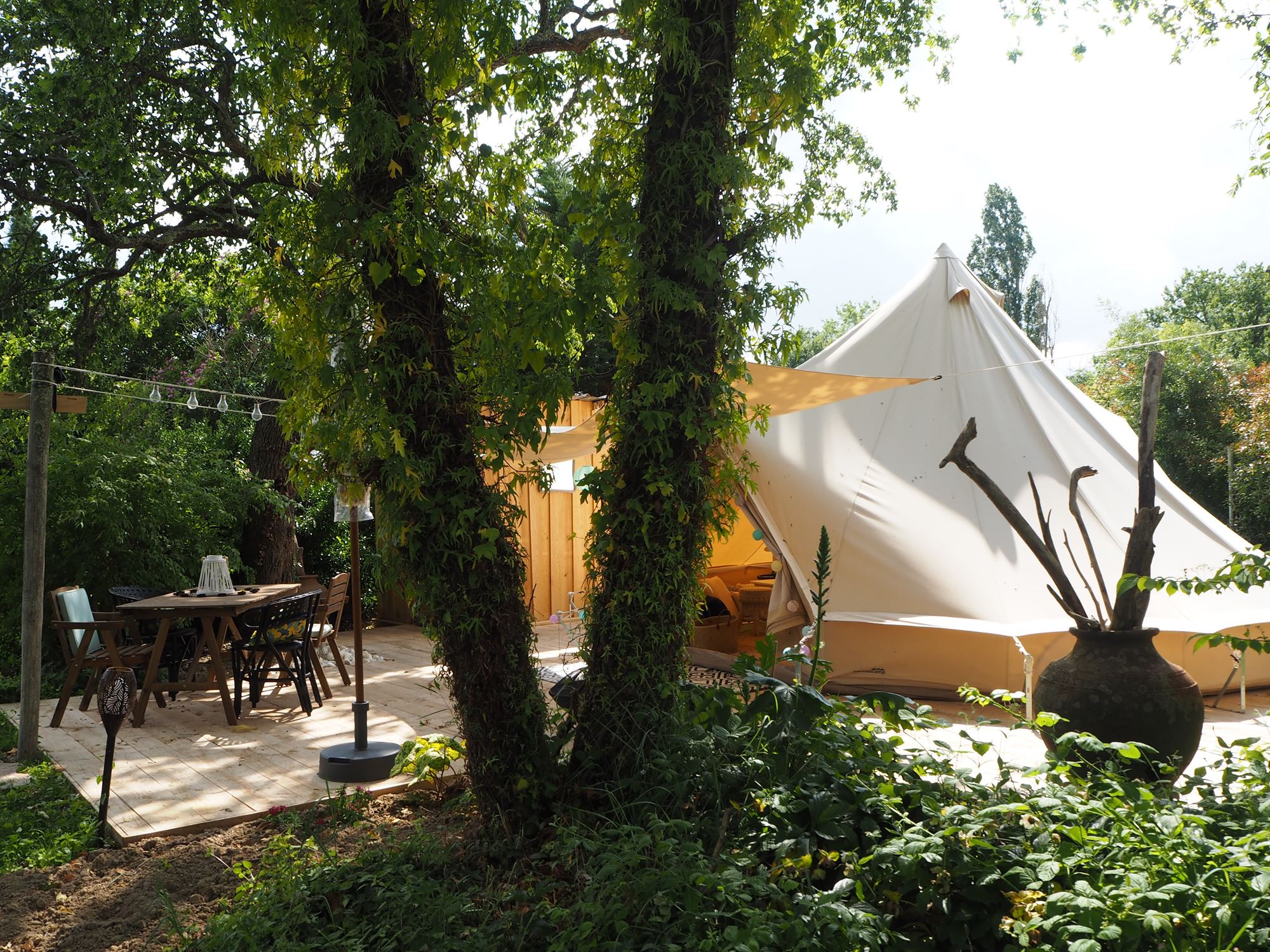 Tente Sibley le Rêve & Spa : une expérience unique en Aquitaine à Berson — espace de vie