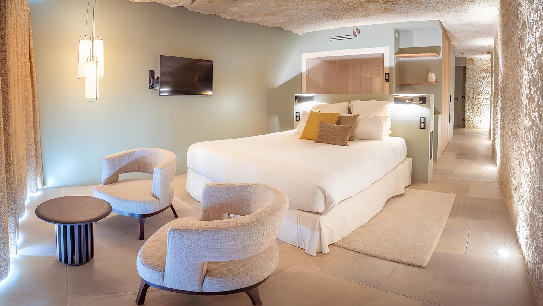 Suite Prestige Terrasse — Château avec sauna & bain nordique à Indre-et-Loire — Château à Tours