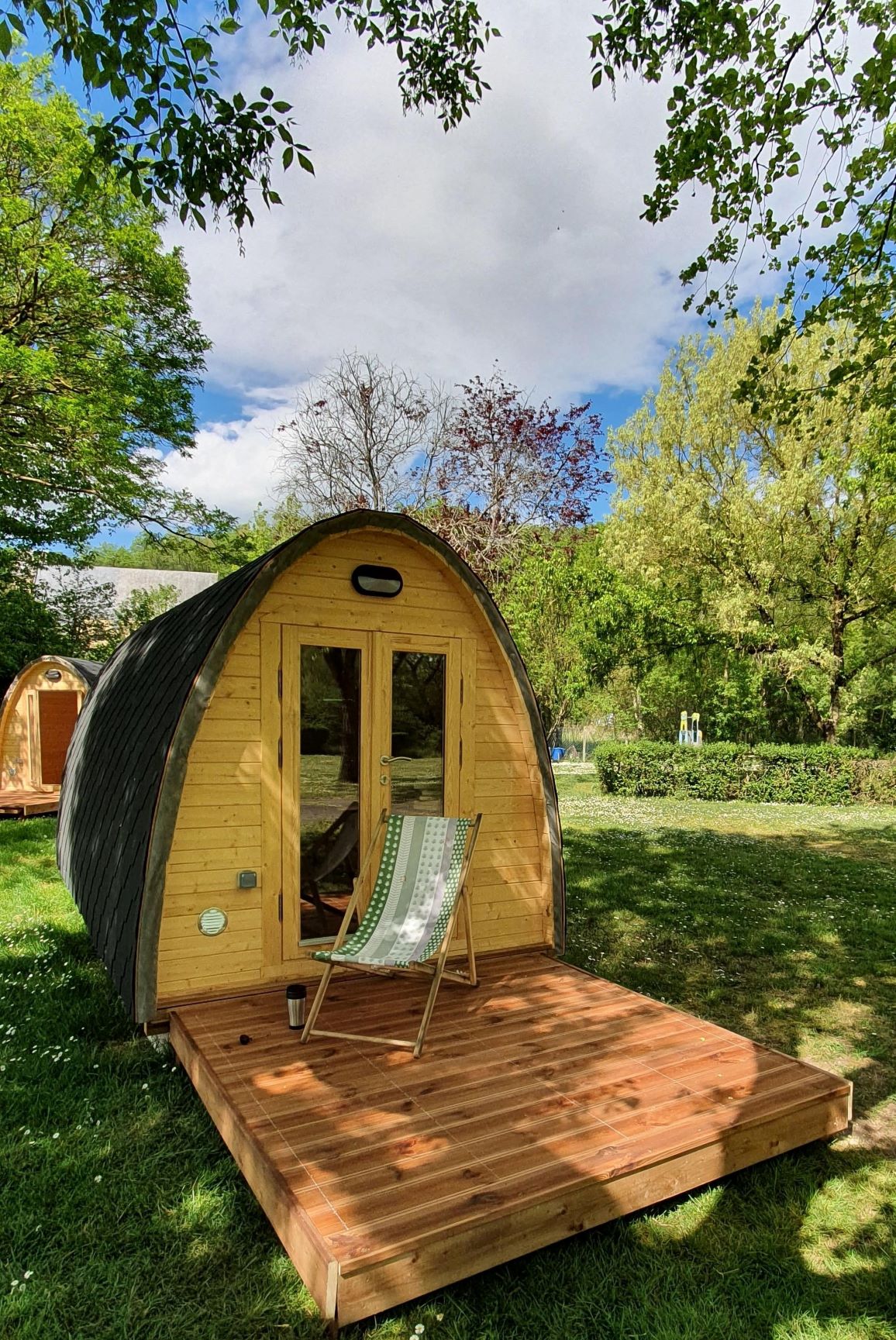 Séjournez dans une cabane cosy au cœur de la nature à Nazelles-Négron — chambre