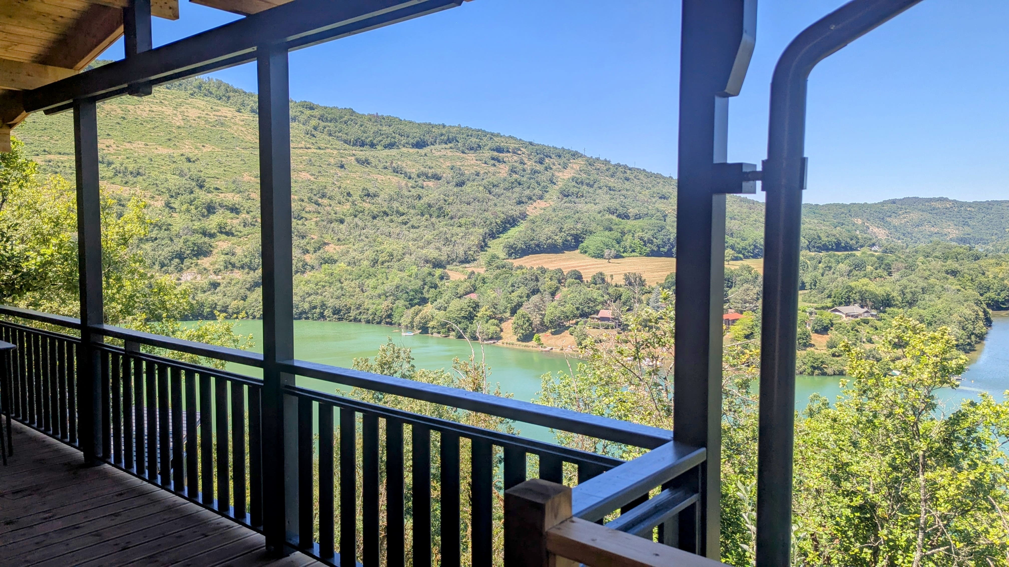 Lodge Le Chamois — Chalet avec terrasse panoramique à Ain à Bourg-en-Bresse — vue intérieure
