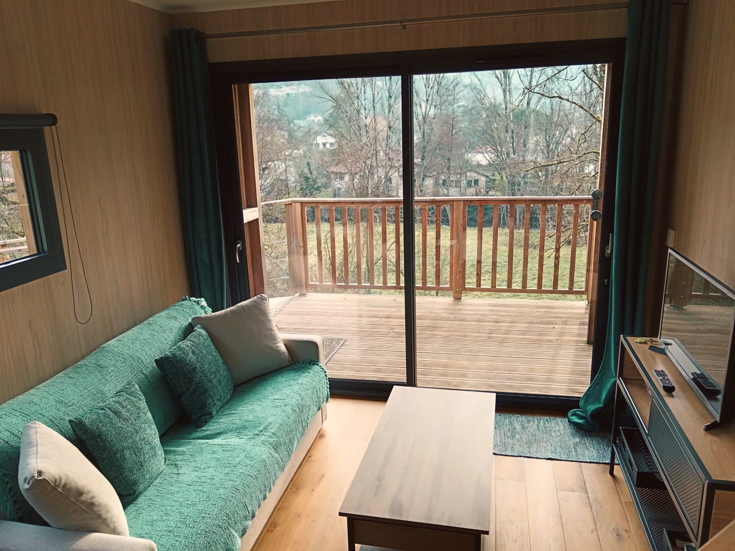 Cabane Kubôval — Détente avec spa privatif à Tarn-et-Garonne à Montauban — espace de vie