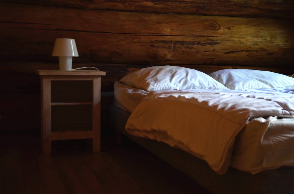 Chalet 5 : une immersion romantique en Aquitaine à Lanouaille — vue depuis la terrasse