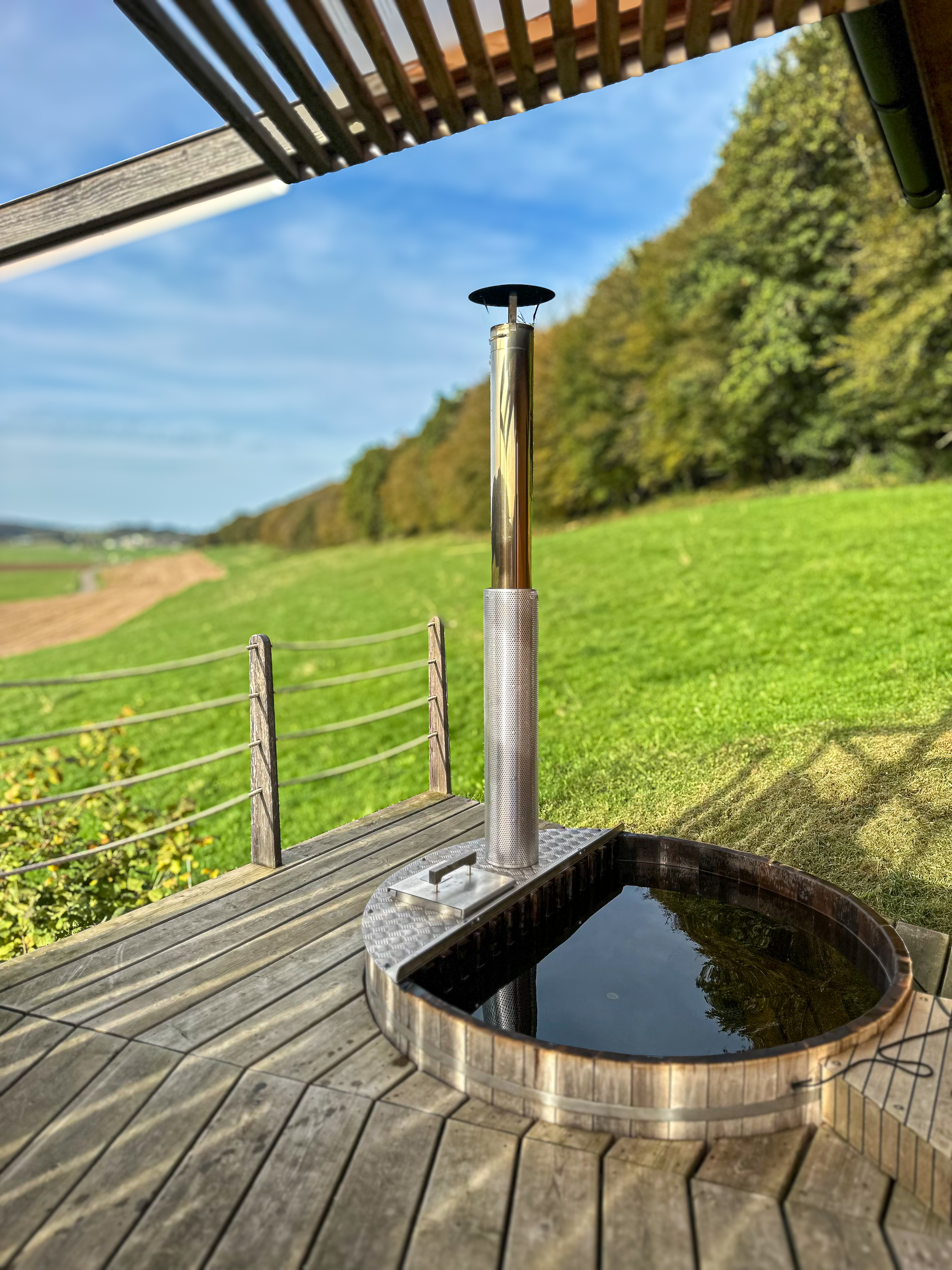 Cabane Épicéa & Spa — Cabane sur pilotis avec bain nordique à Jura à Tavaux — vue intérieure