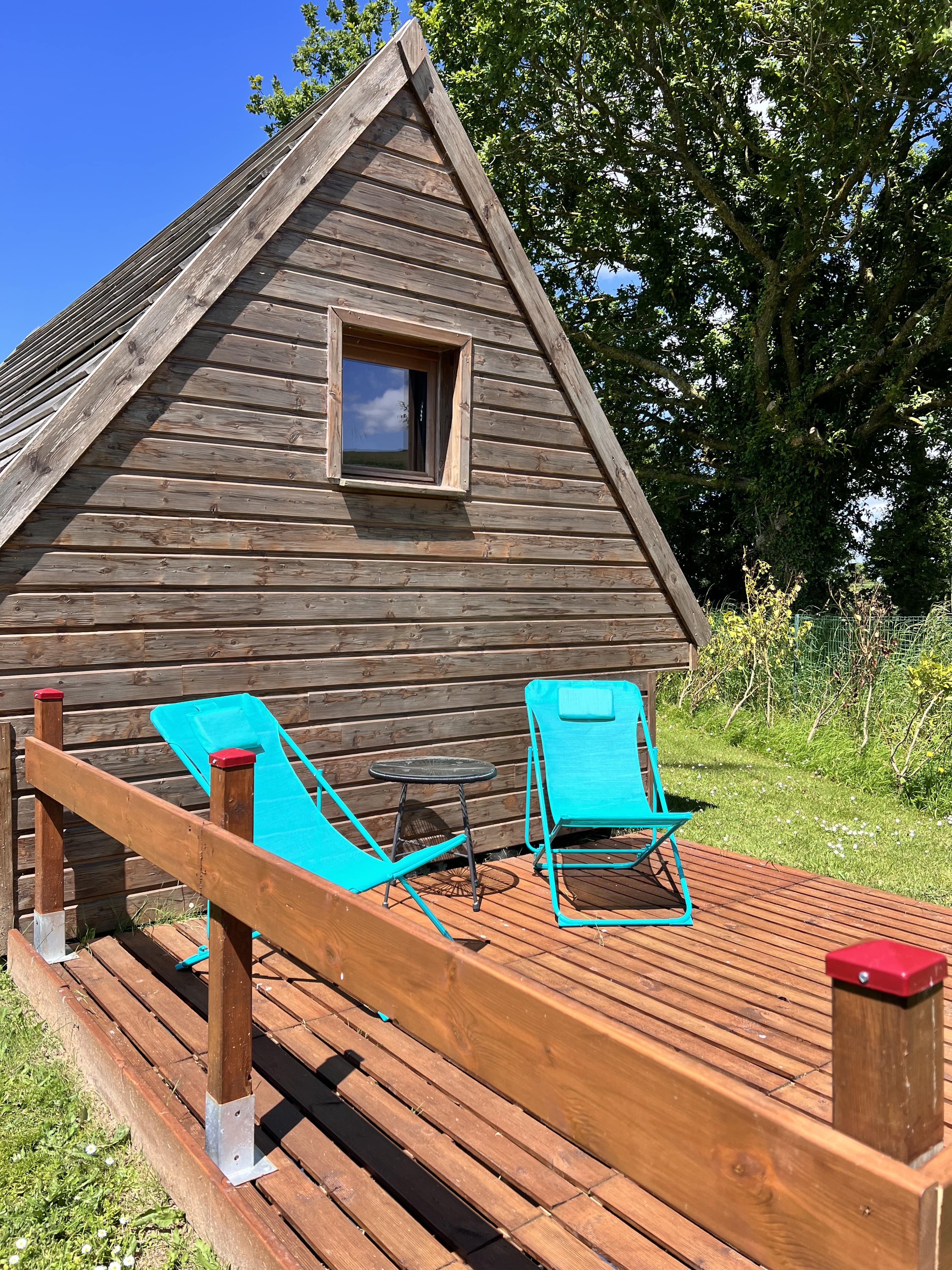 Cabane Tinell — Évasion écoresponsable avec spa à Côtes-d'Armor à Saint-Brieuc — espace de vie
