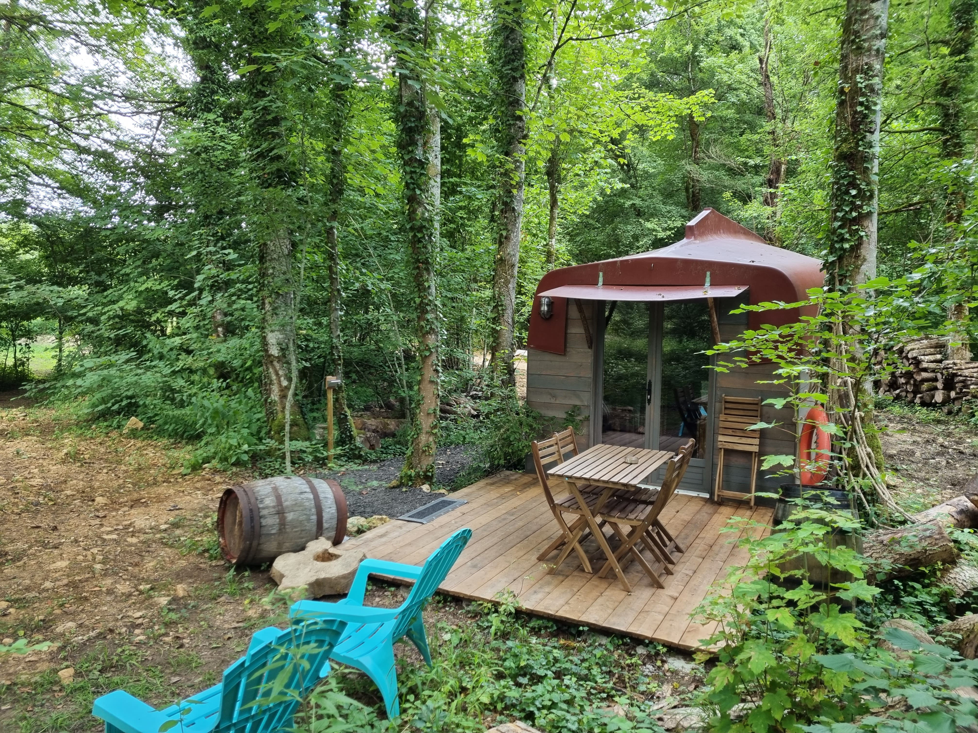 Cabane Navis — Hébergement insolite avec spa à Haute-Marne