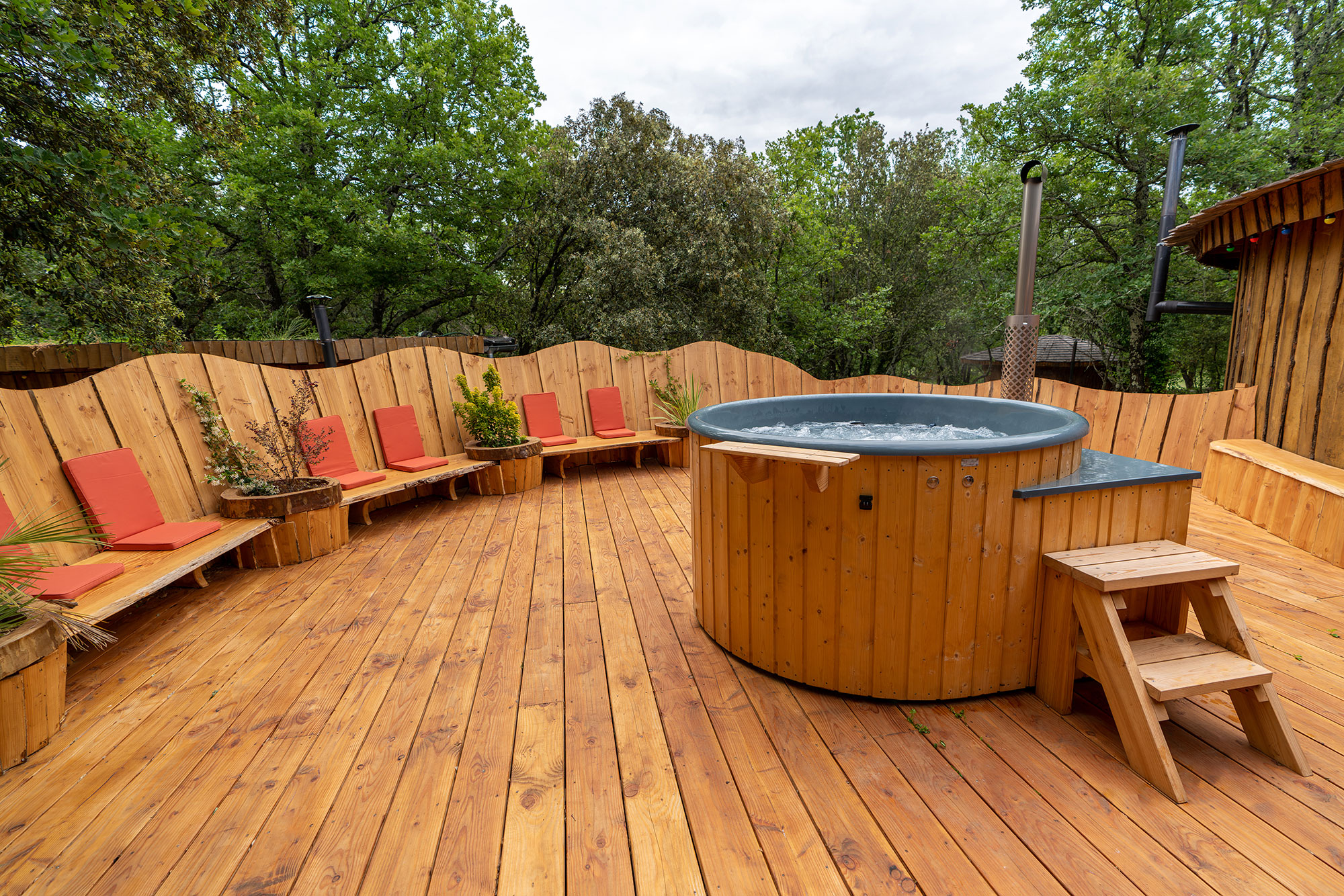 Cabane L'inattendue — Escapade sur pilotis avec spa à Souleyourt (Hérault) à Souleyourt — environnement naturel