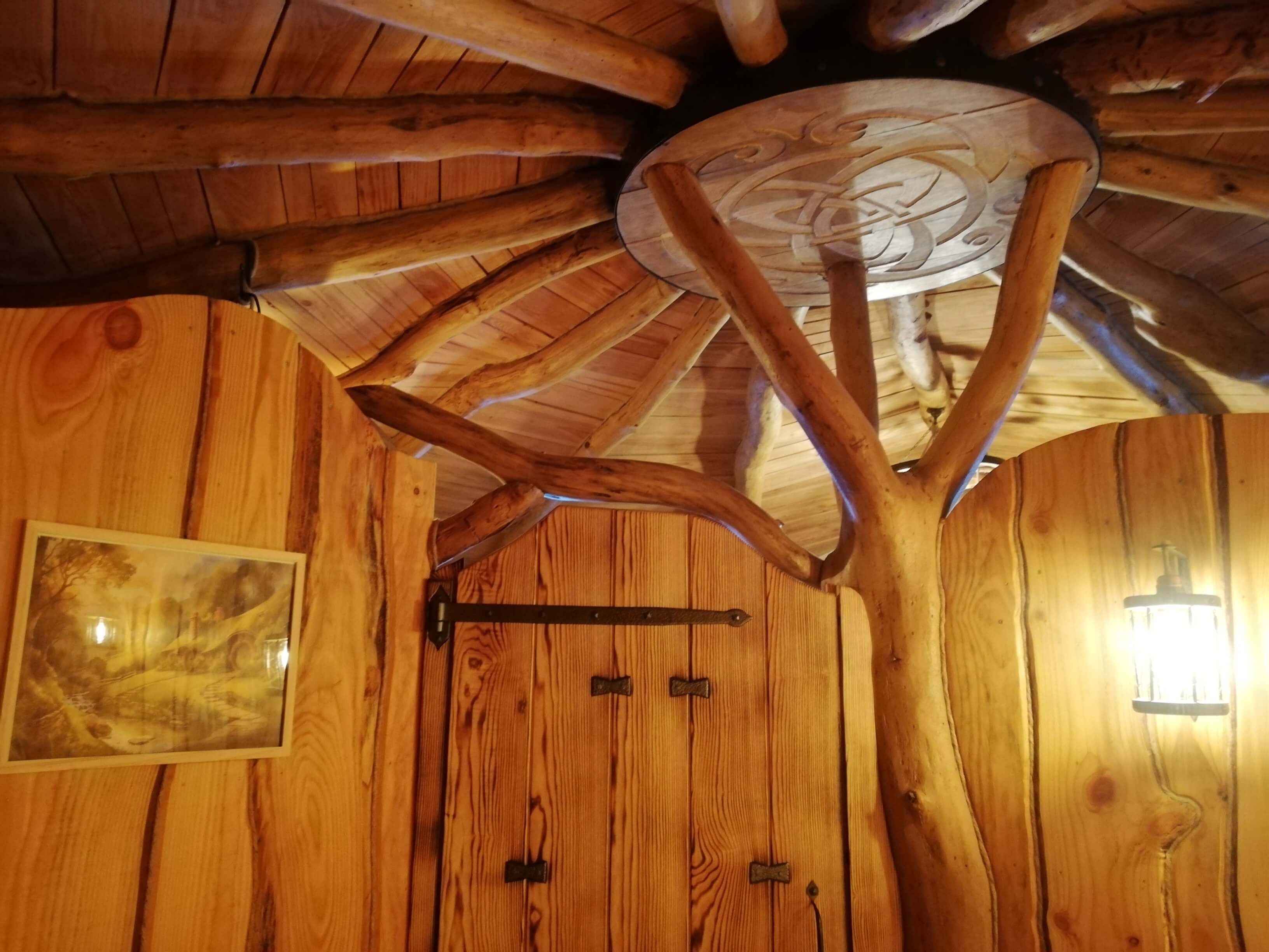 Le refuge des Hobbits — Maison insolite avec spa à La Roche-Posay à La Roche-Posay — environnement naturel
