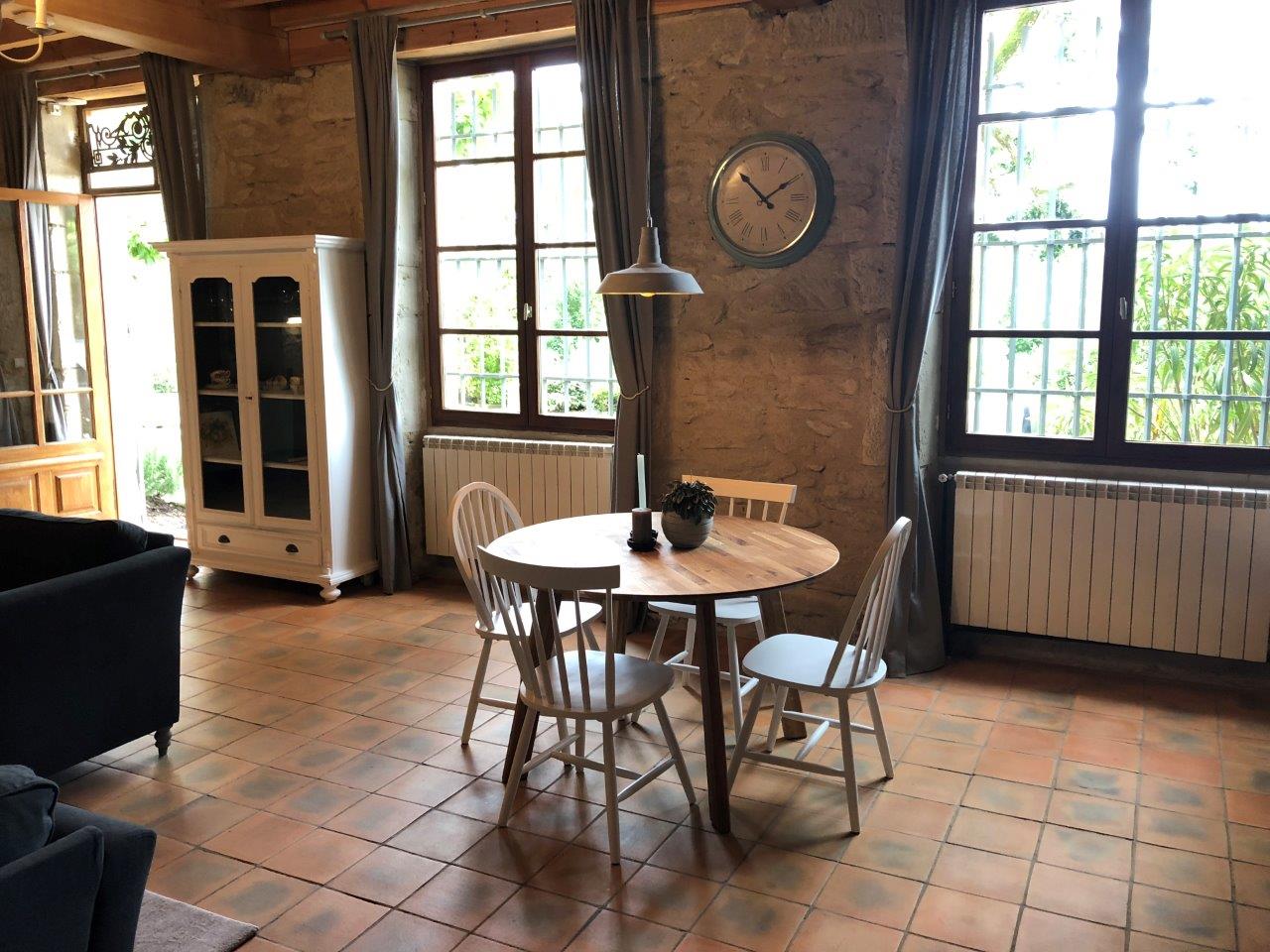 Gîte Rose — Séjour avec spa et piscine en Drôme à Saint-Donat-sur-l'Herbasse — salle de bain