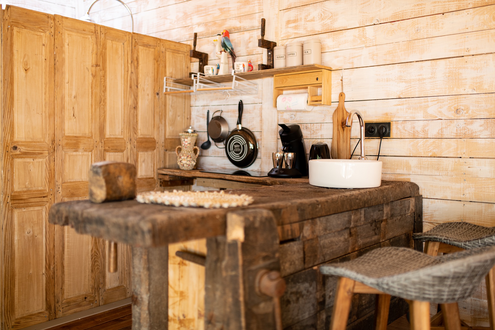 ForRest Sand : une cabane immersive en pleine nature à Lay — espace de vie