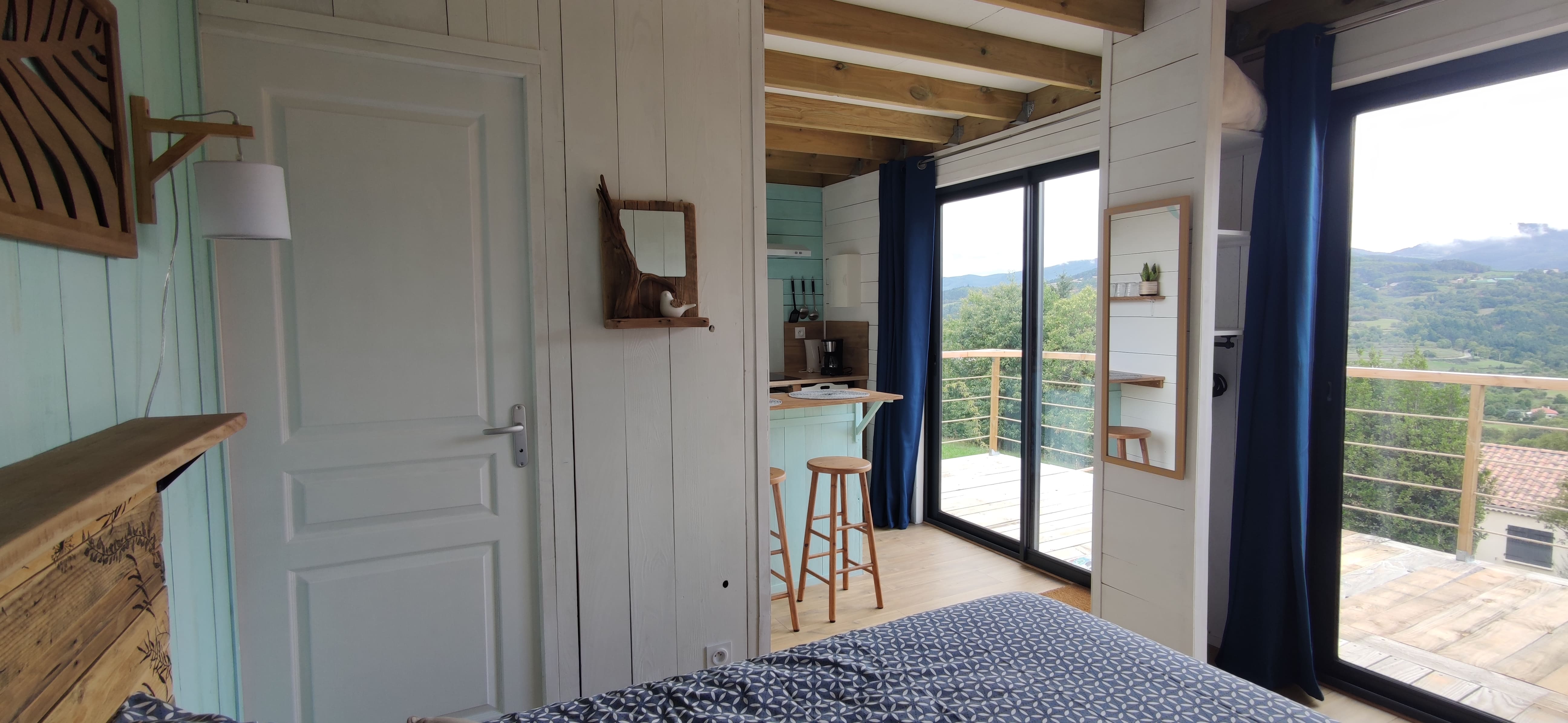 Cabane de l'Elfe — Nuit perchée à 50 mètres du sol en Ardèche à Brin de Fée — détail architectural
