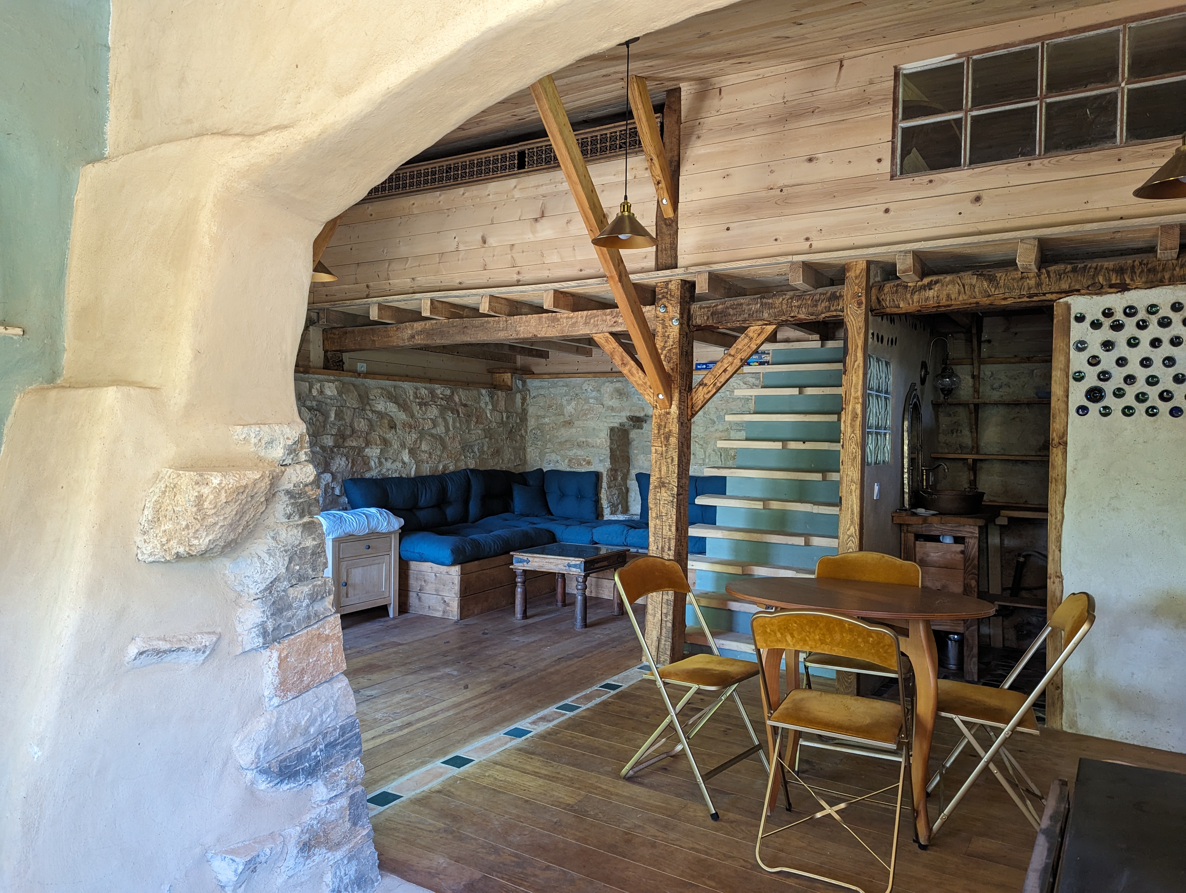 Évasion en maison organique à Barjols à Barjols — vue intérieure