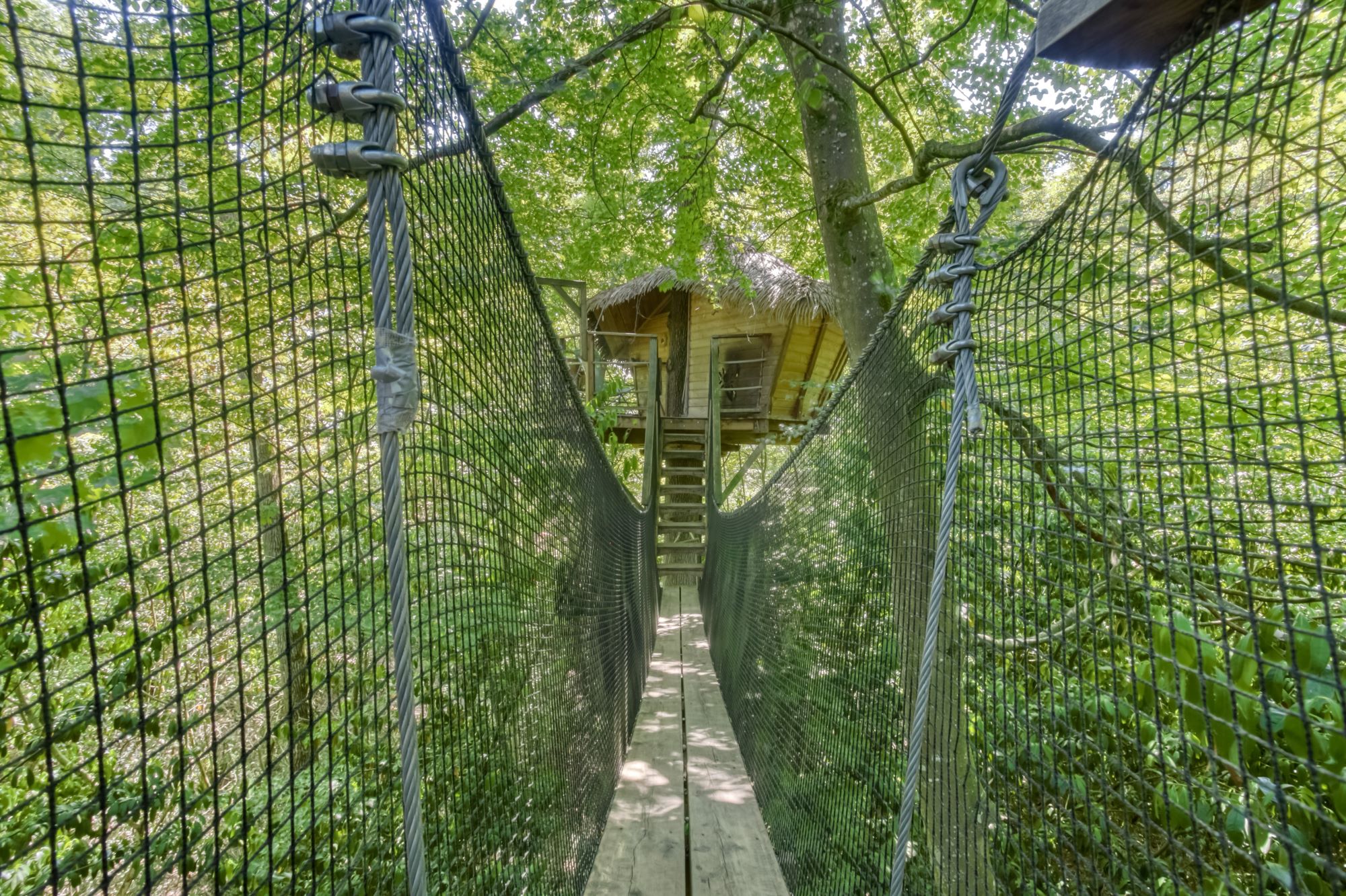 Cabane Zen perchée — Nuit romantique à 8m en Charente-Maritime