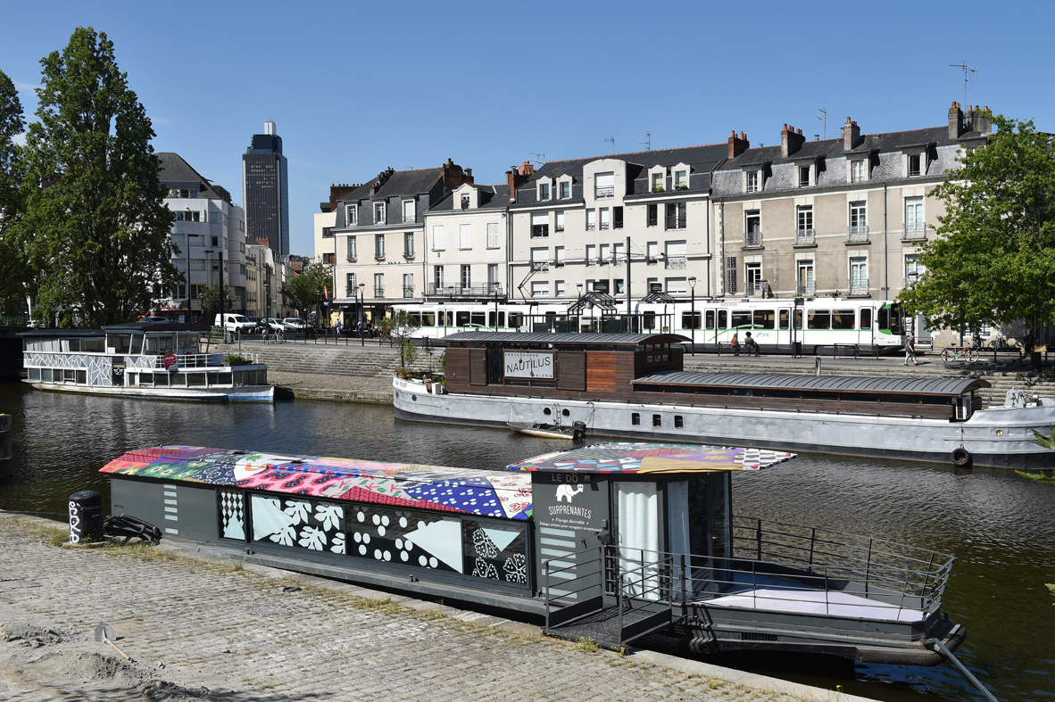Amours : Le D'Ô, un bateau insolite en Loire-Atlantique à Nantes — vue intérieure