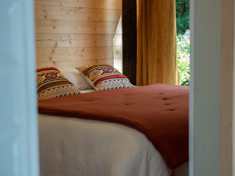 Le chalet nordique SPA — Ecolodge avec bain nordique à Seine-et-Marne à Serris — chambre