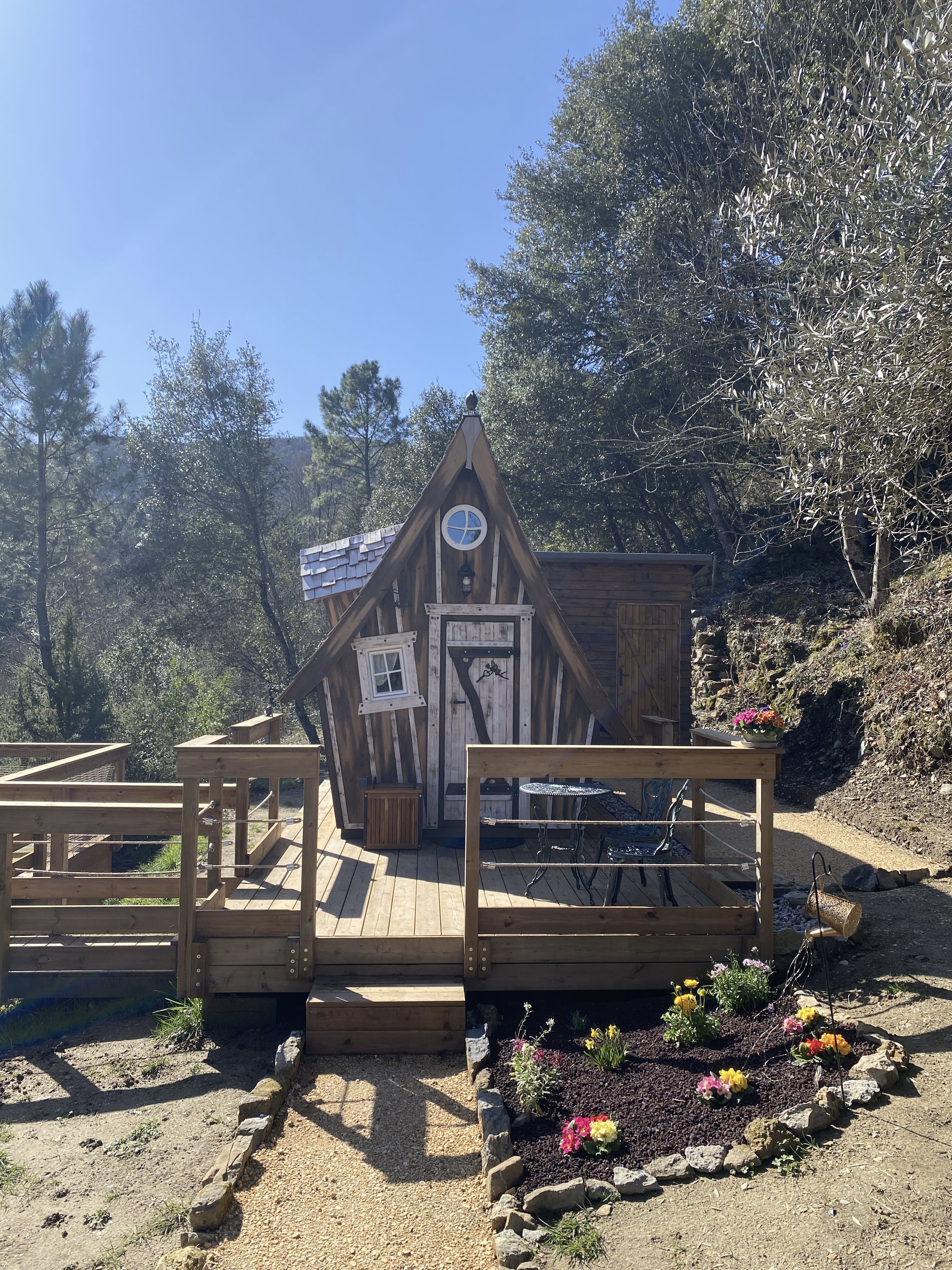 La Cabane Aéloria & Spa — Cabane avec spa à Gard à Nîmes — salle de bain