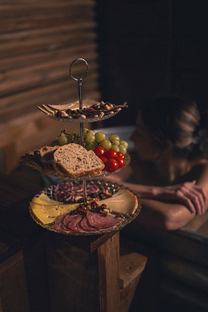K-hute 2 : une cabane avec bain nordique au cœur de l'Aquitaine à Castaignos-Souslens — cuisine