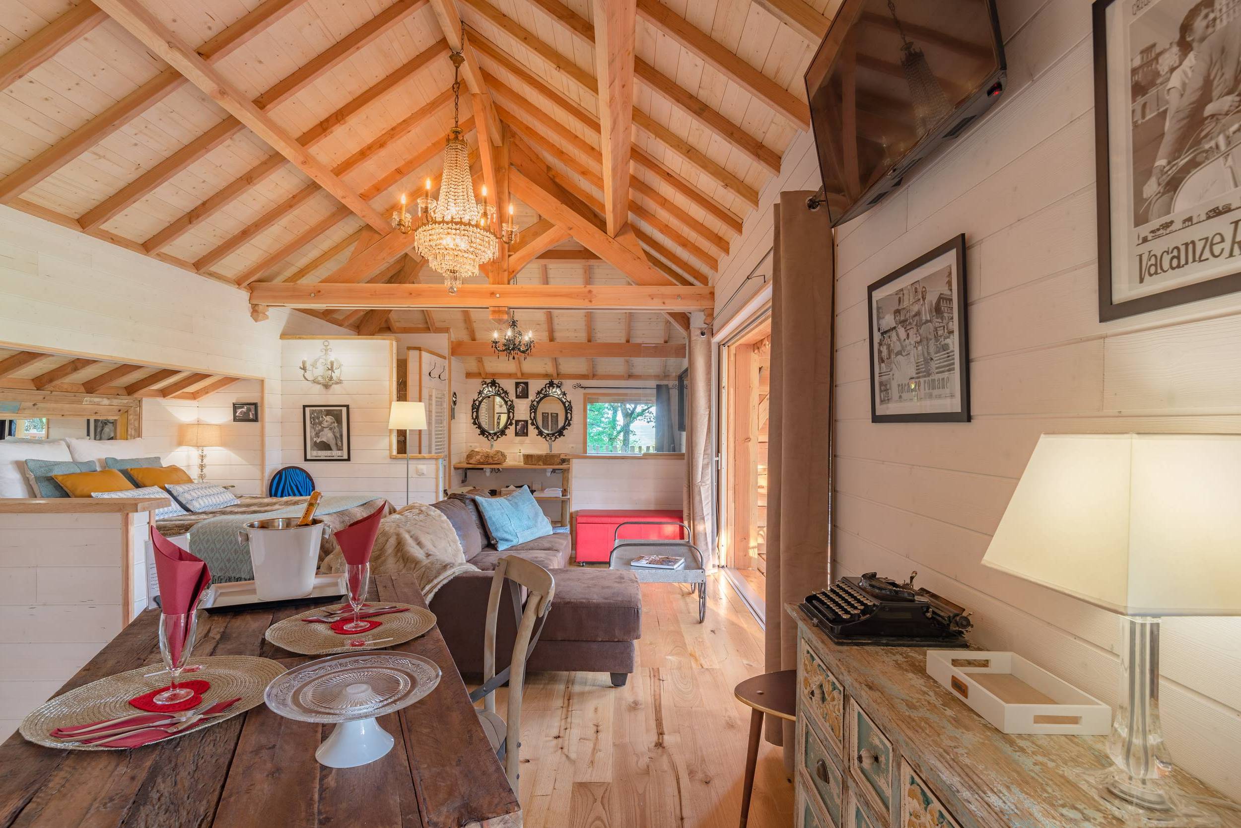 Cabane Spa Dolce Vita Prestige : une évasion dans les arbres à Clairac — espace de vie