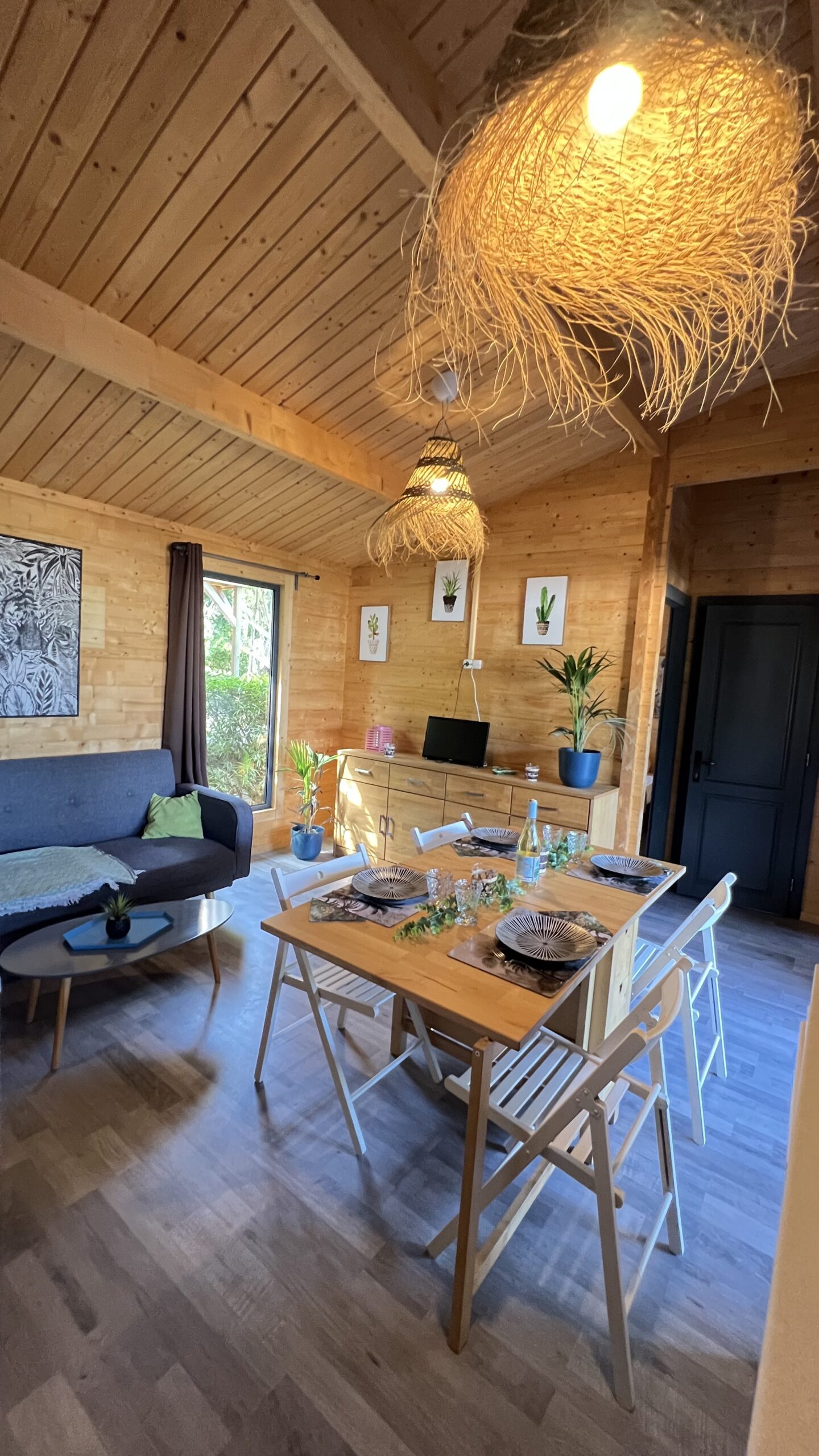 Tropical Gold & Spa — Chalet avec spa à Castellon à Castellon — salle de bain