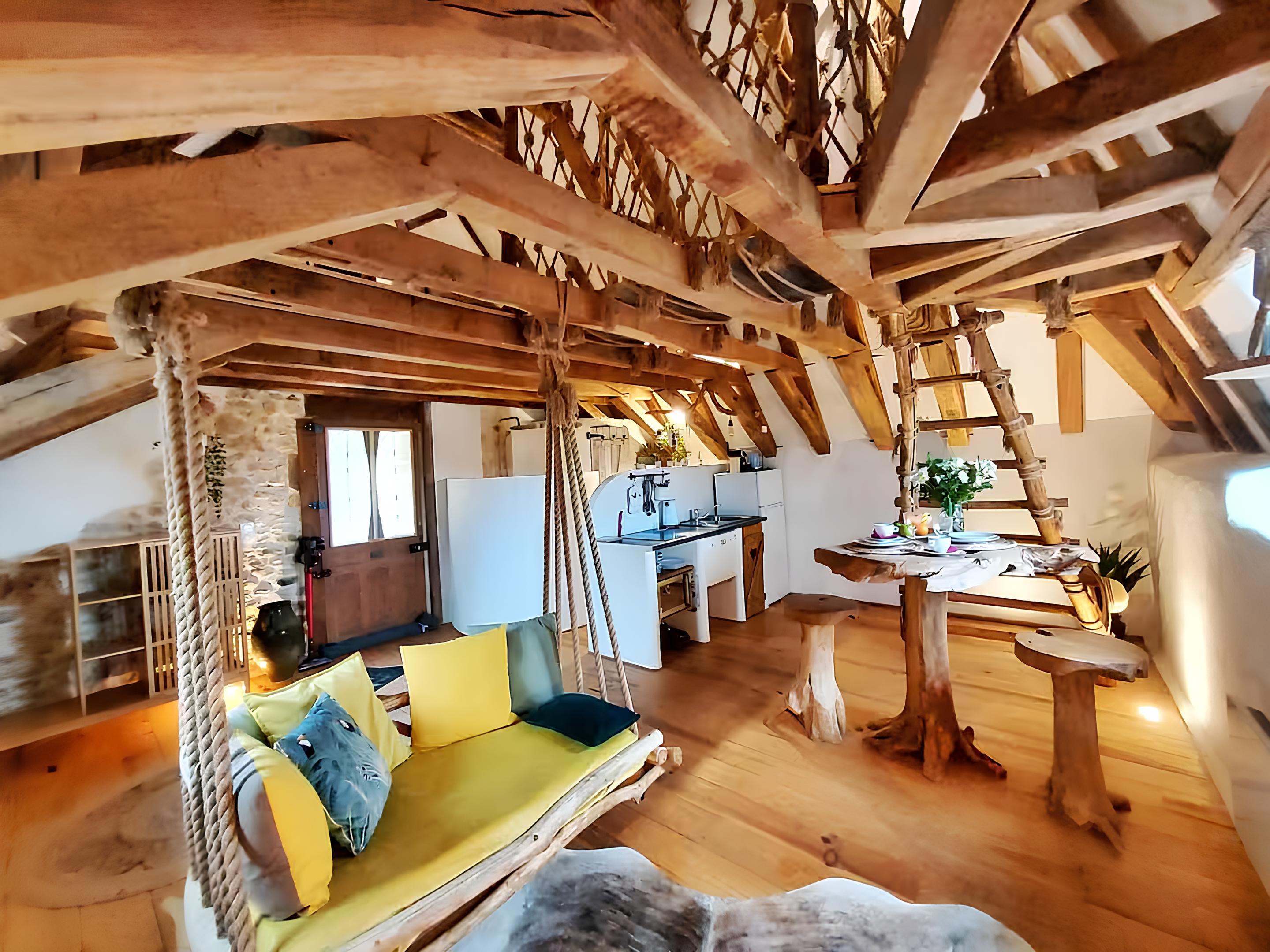 Le Nid des Amoureux — Maison insolite avec spa privatif à Dordogne