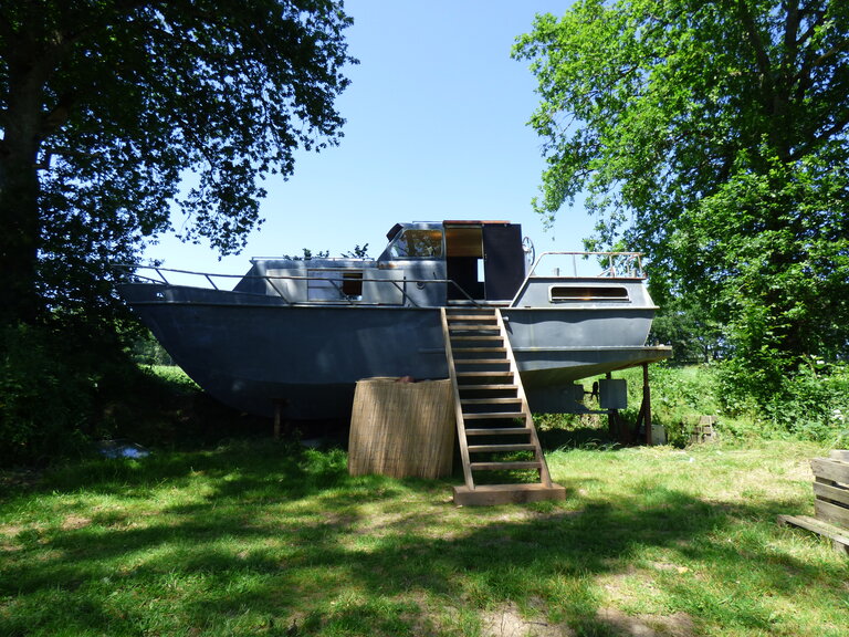 Le Bateau Perché : une expérience unique en Auvergne