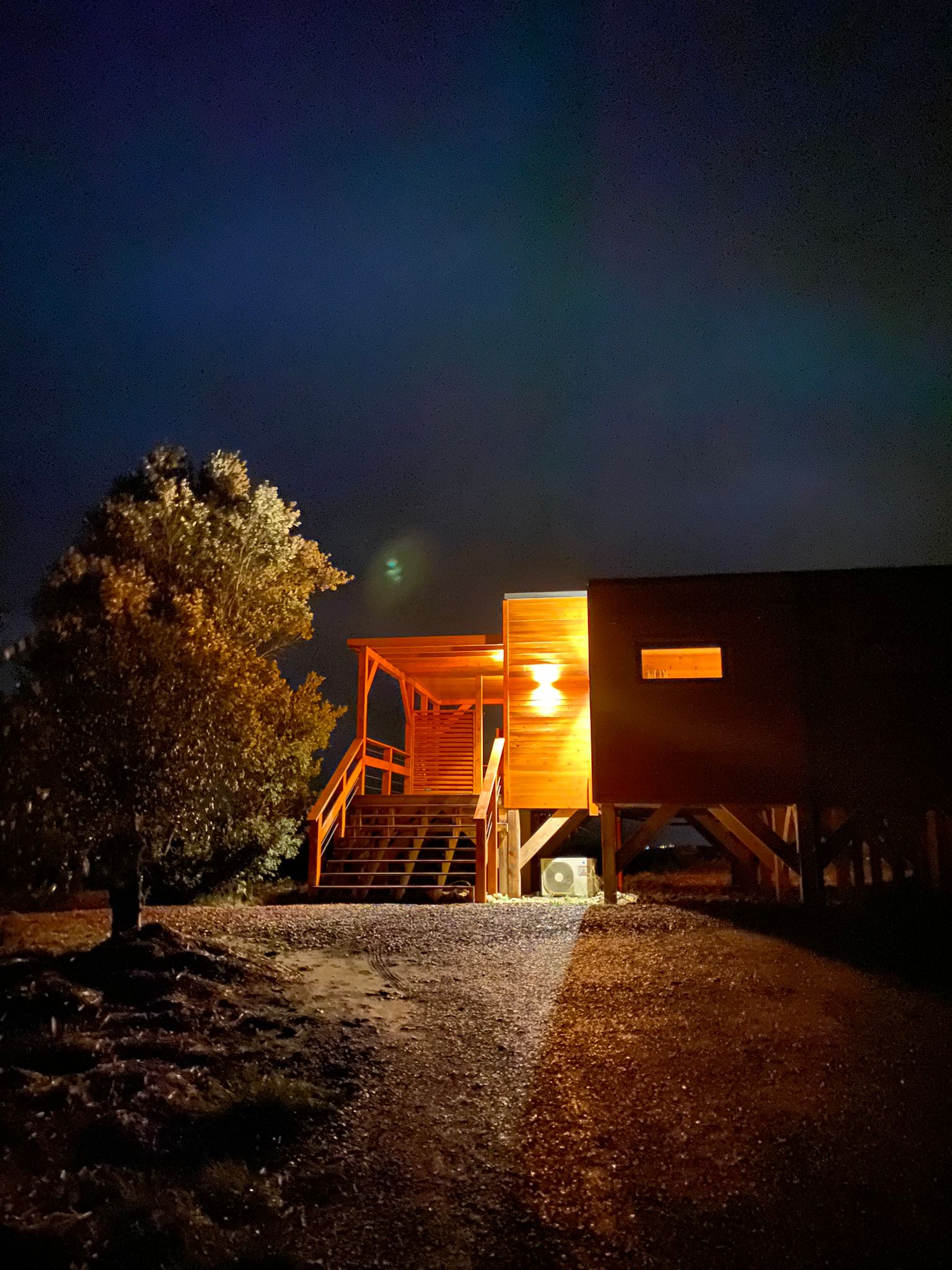La Cabane perchée : un havre de paix en Languedoc-Roussillon à Villarzel Du Razès — vue intérieure