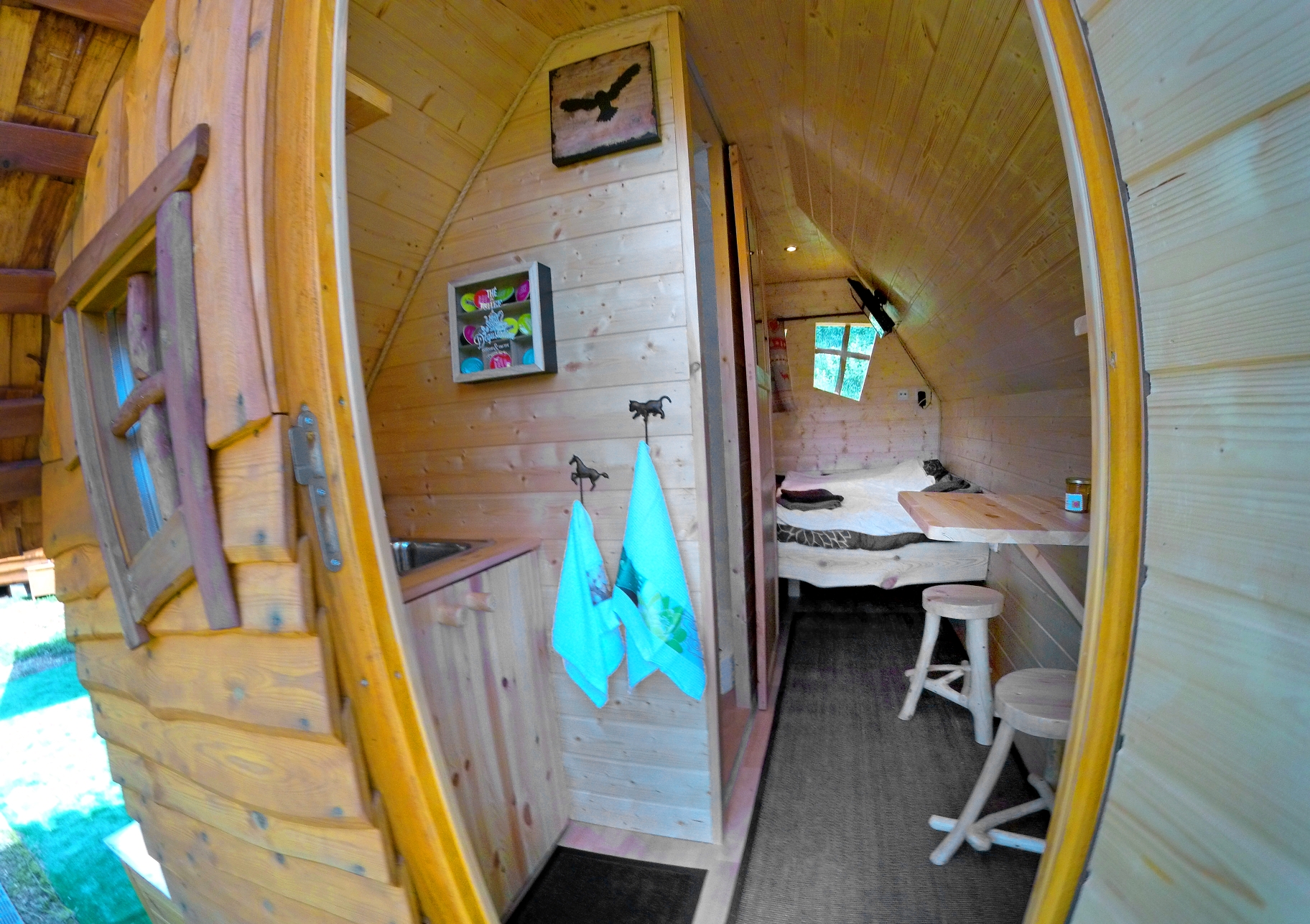 Cabane Les Encantadas : une évasion en pleine nature à Ignaux — espace de vie