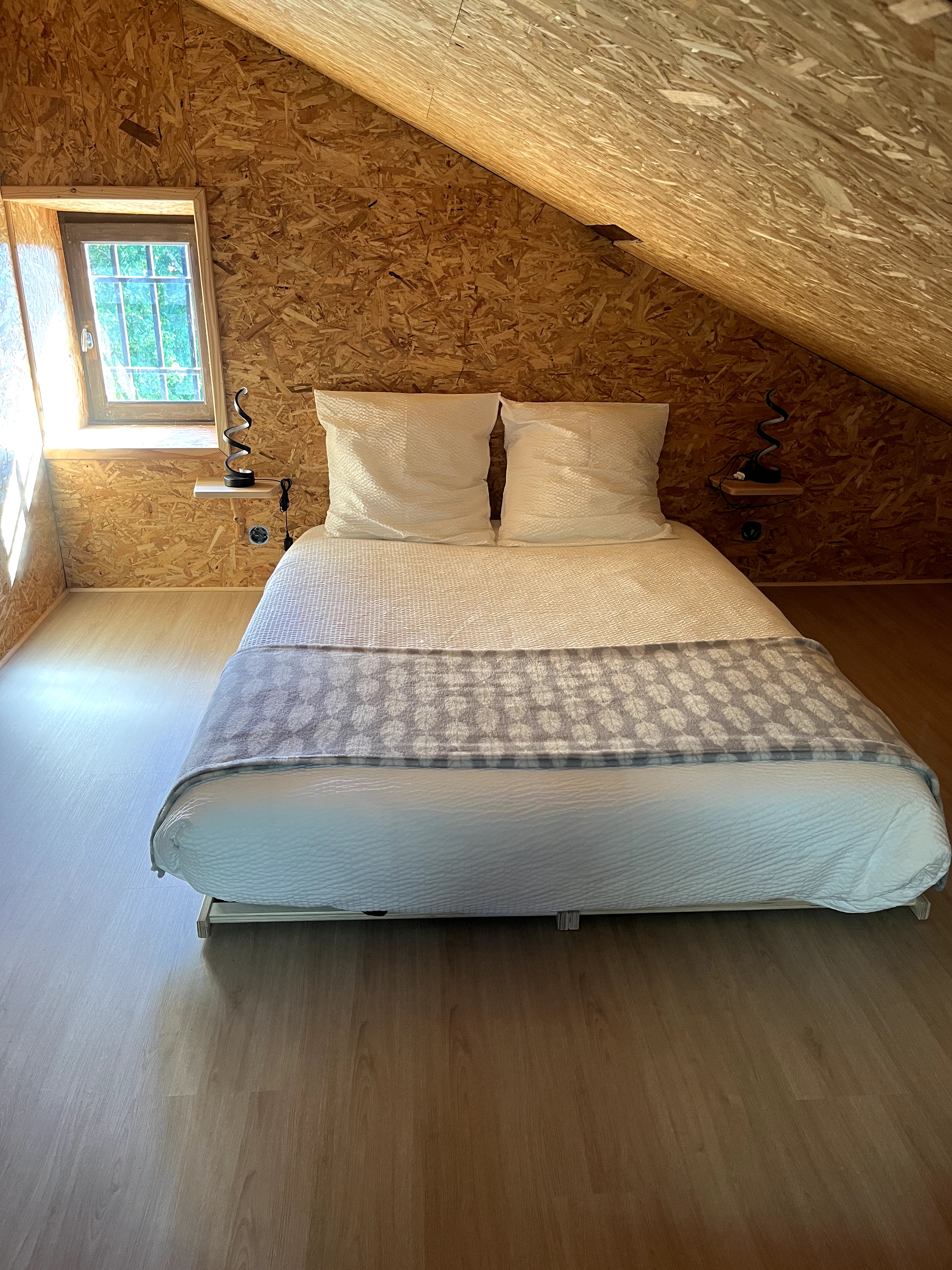 Gîte du domaine Solio — Maison insolite avec spa à Ardèche à Aubenas — salle de bain