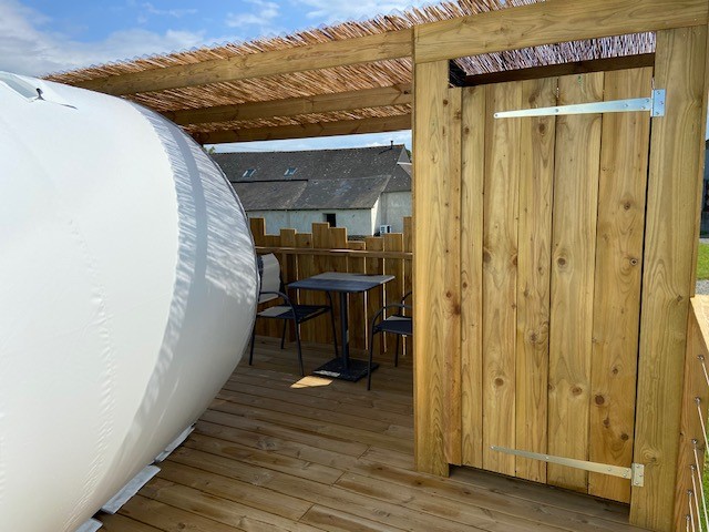 La Bulle de la fée Viviane : une expérience insolite en Bretagne à Boisgervilly — cuisine