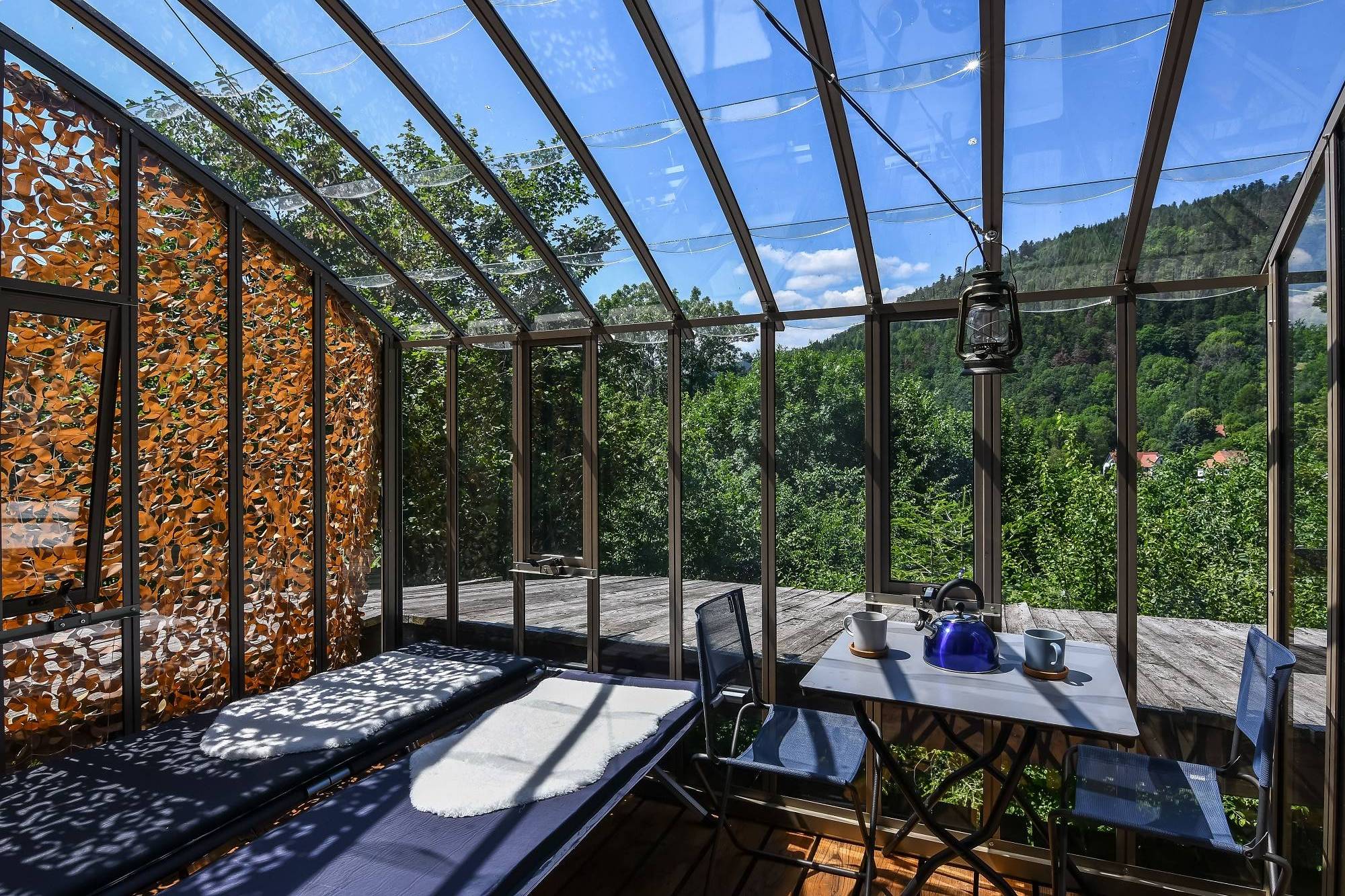 Chalet Spa Scandinave : une évasion en pleine nature à Goldbach-Altenbach — détail architectural