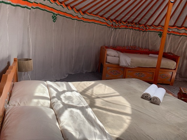 Yourte Altaï — Séjour insolite avec spa à Pas-de-Calais à Béthune — salle de bain