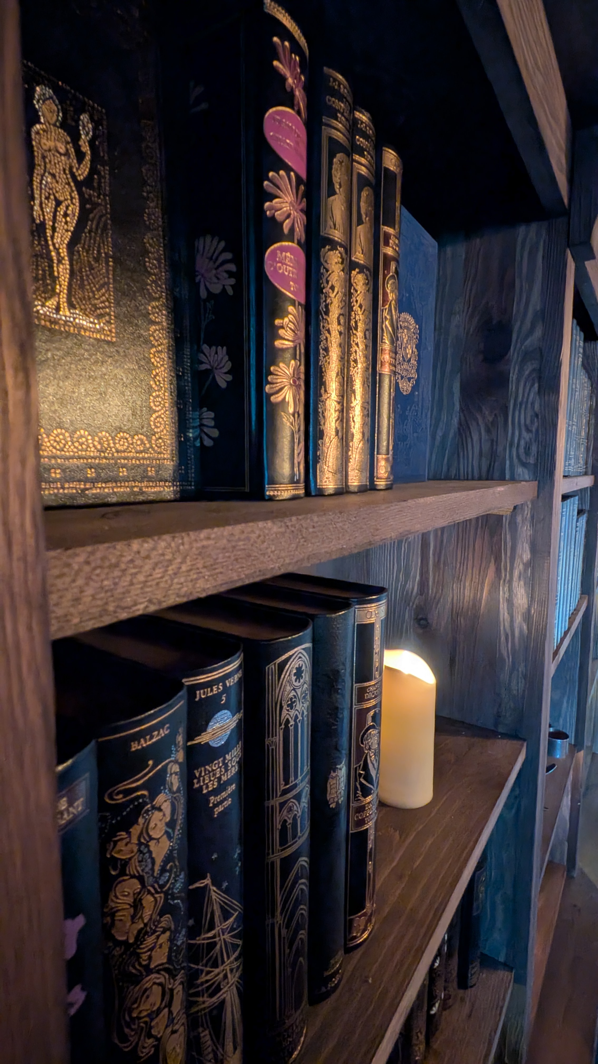 Game Room - Le secret du 13e jour — Chambre à thème immersive à Châteauneuf-en-Thymerais à Châteauneuf-en-Thymerais — vue intérieure