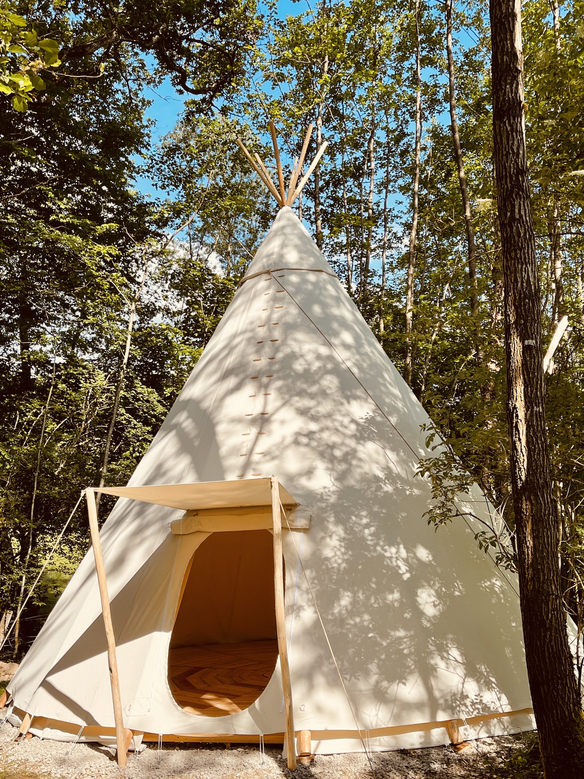 Tipi Söra — Séjour authentique avec spa à Côte-d'Or à Dijon — espace de vie