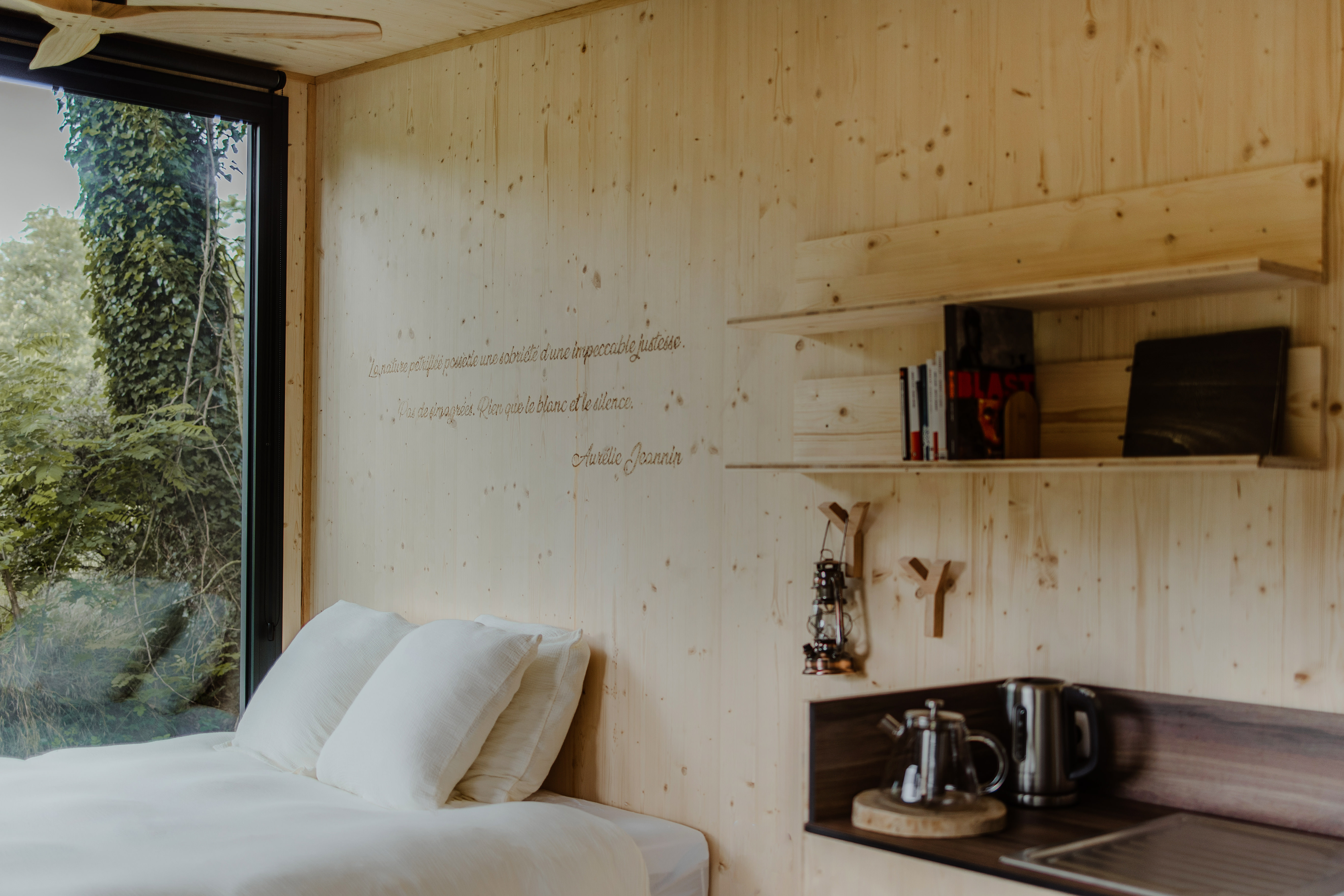 Bételgeuse — Tiny House avec spa à Châteauroux (Loiret) à Châteauroux — espace de vie