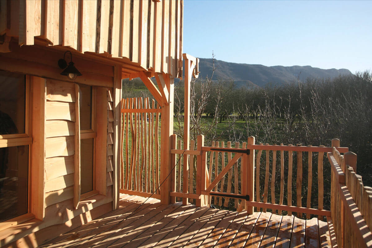 Le Nid du Pinson — Cabane dans les arbres avec spa à Vercornoix à Saint-Jean-En-Royans — cuisine