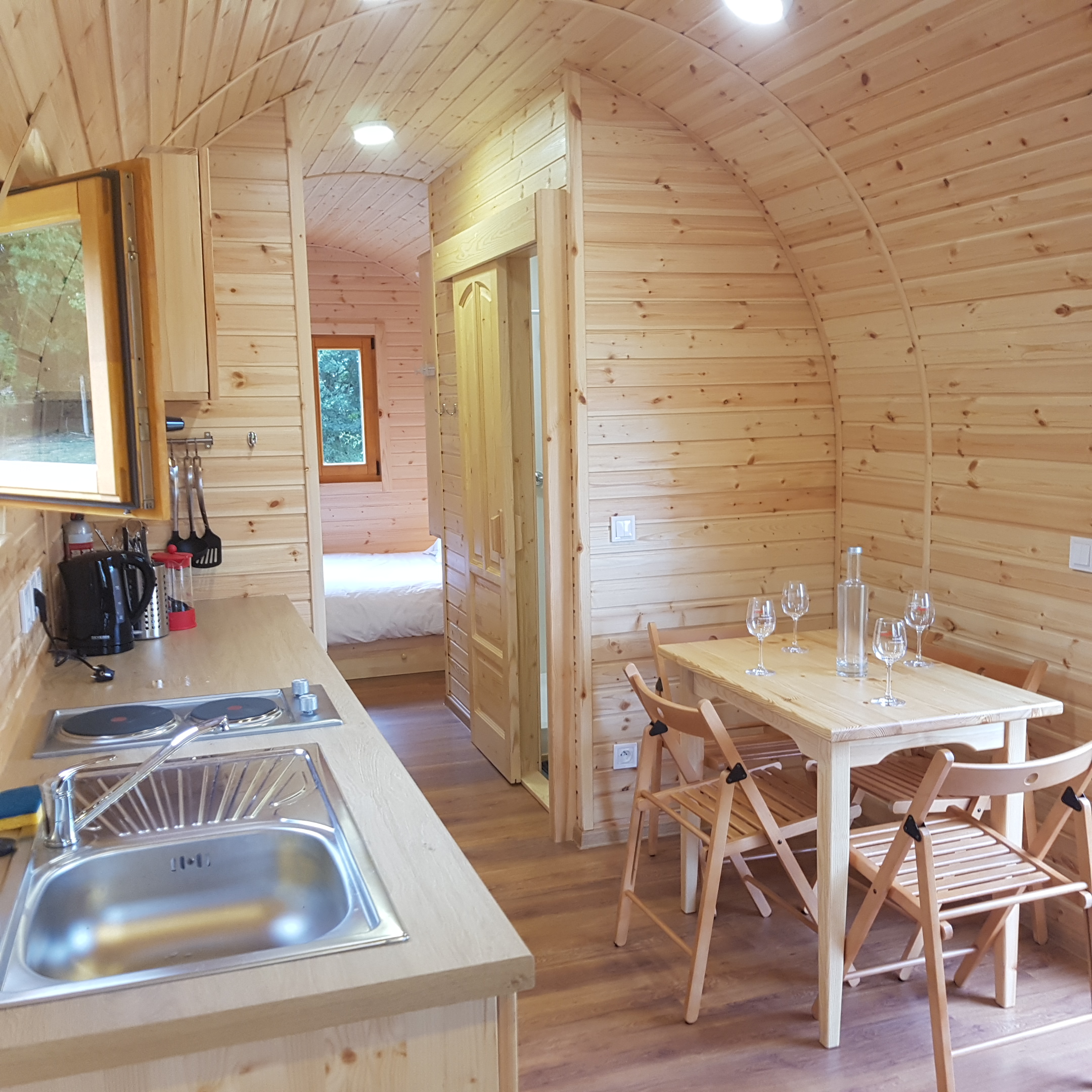 Tiny House Magnaut — Séjour cocooning avec spa à Gers à Riguepeu — salle de bain