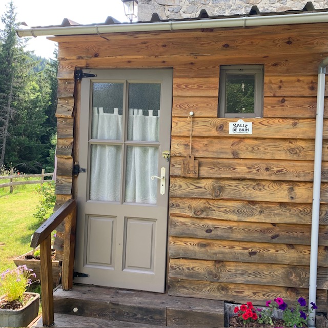 Cabane Auvergnate — Séjour avec spa à Haute-Loire à Le Puy-en-Velay — environnement naturel