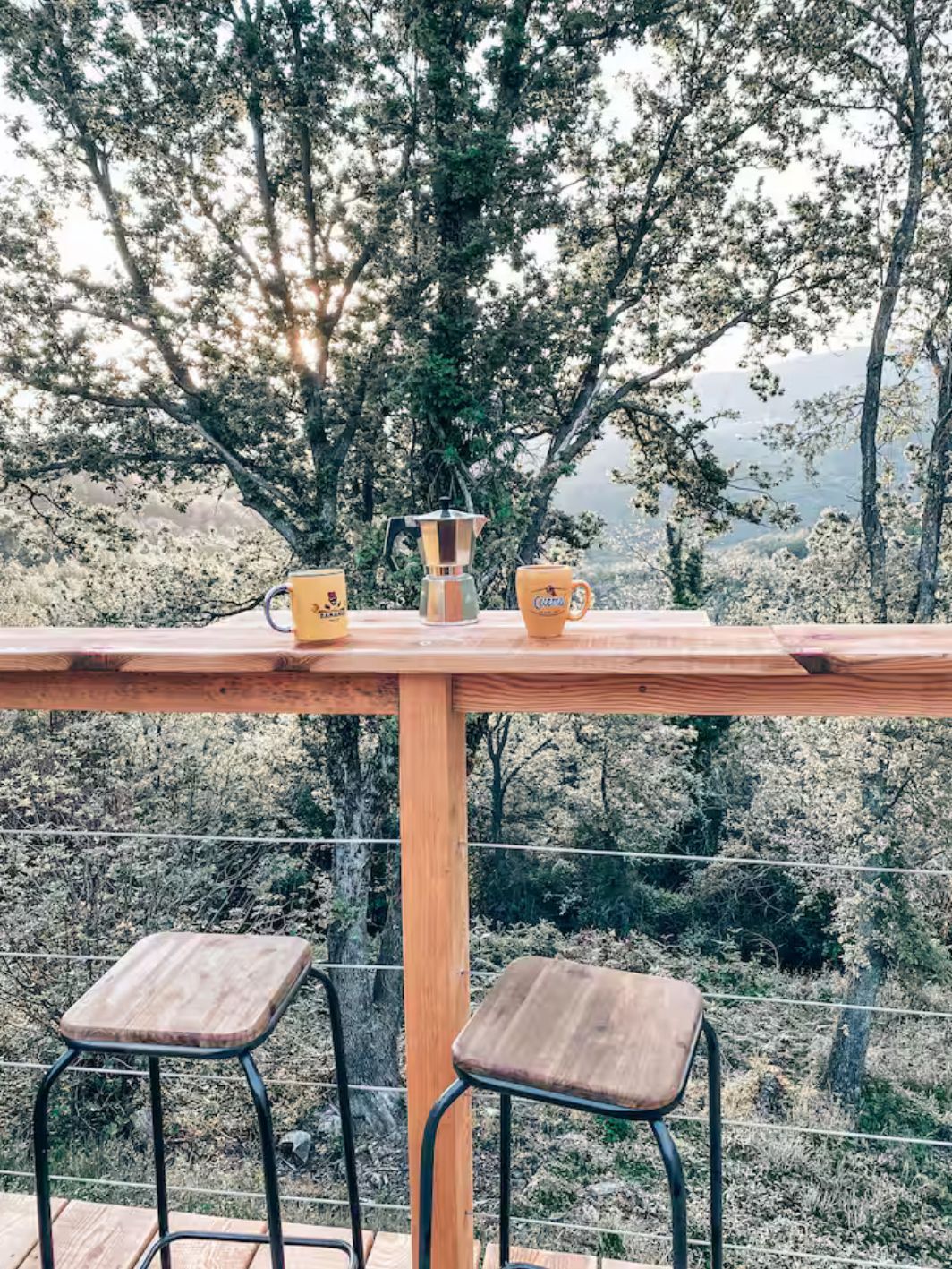 Tiny house MURATO — Escapade avec baignoire extérieure en Haute-Corse à Murato — détail architectural