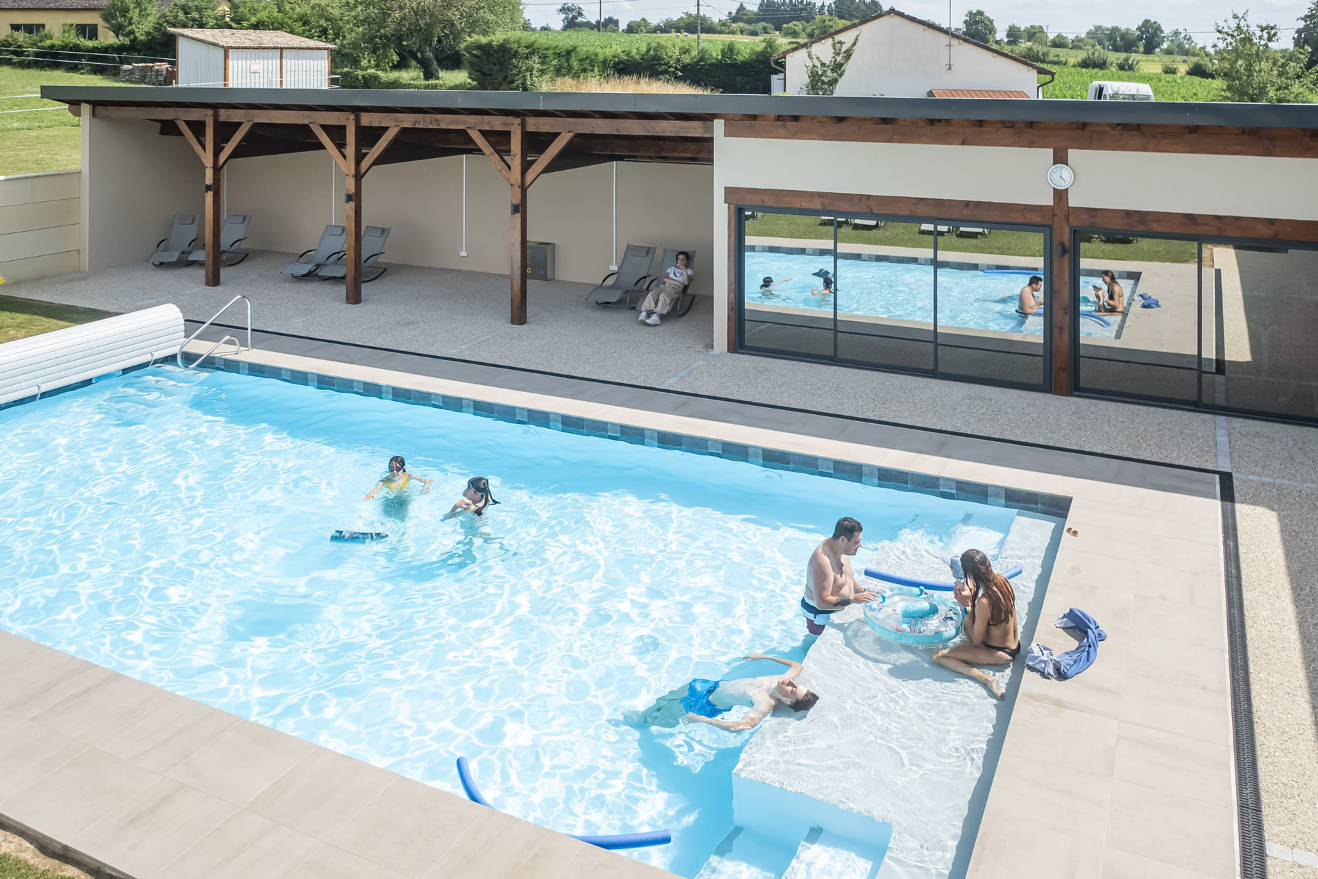 Suite Dino — Hébergement familial avec spa à Ain à Meillonnas — vue depuis la terrasse
