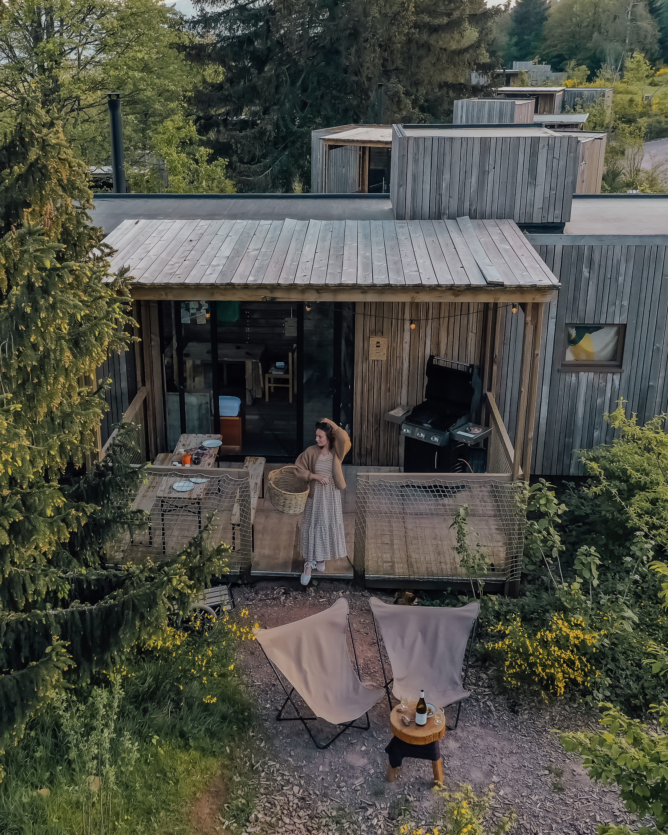 Nutchel Cabane Cosy — Cabane accessible PMR avec spa en Aube