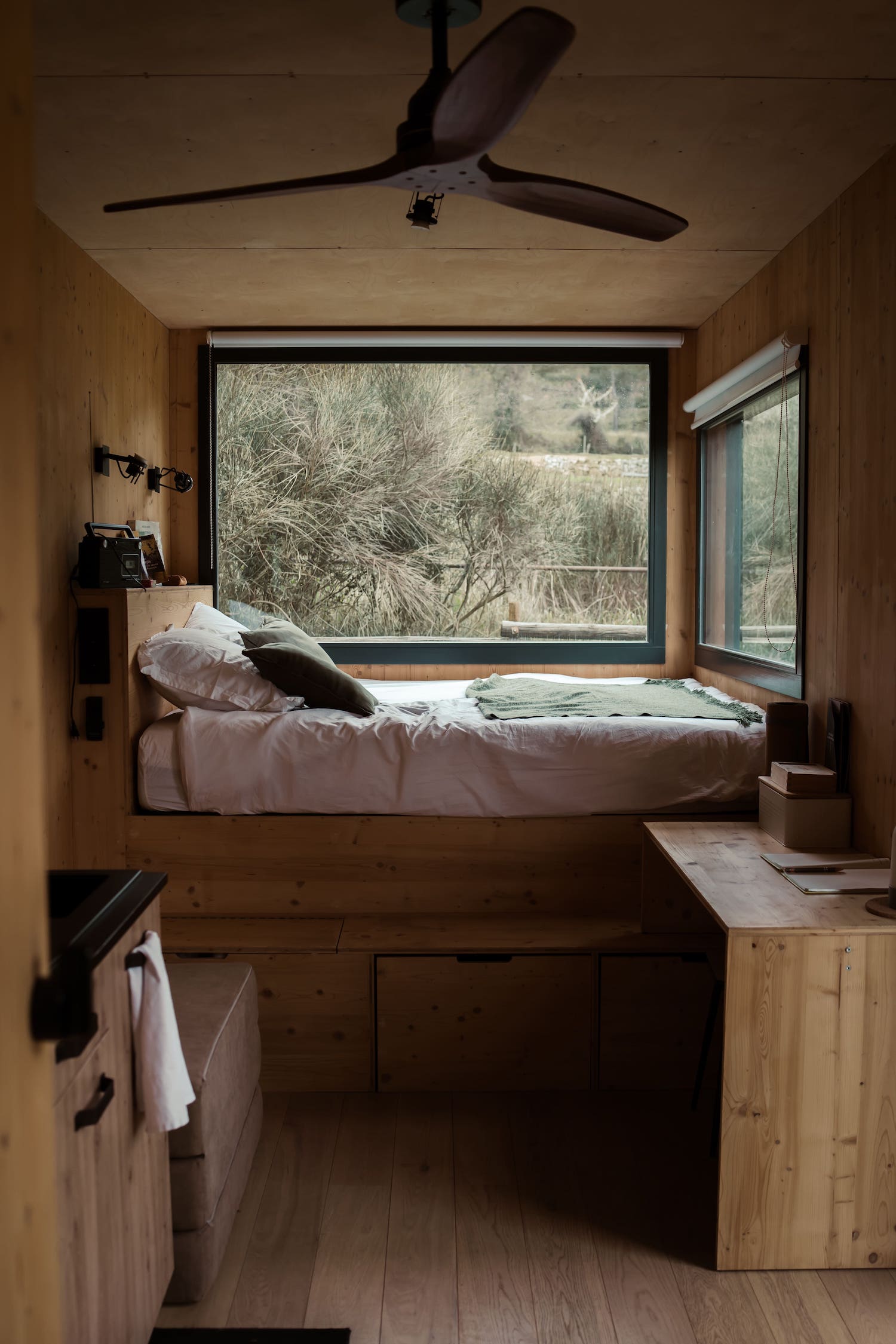 Une escapade unique dans une tiny house au cœur de la Provence à Trets — espace de vie
