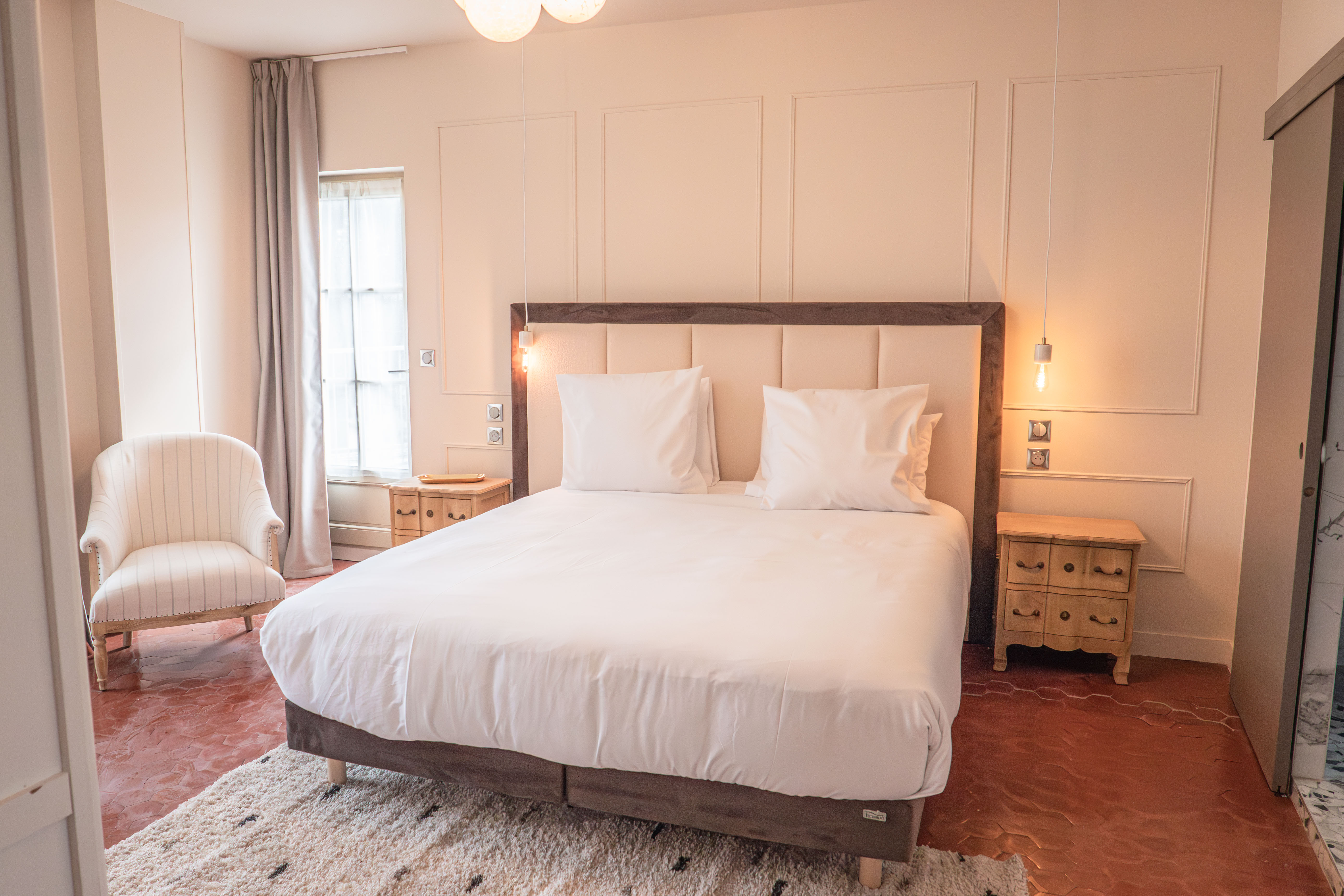 Chez Nerthe : une maison 5 étoiles avec spa à Pezenas — vue depuis la terrasse