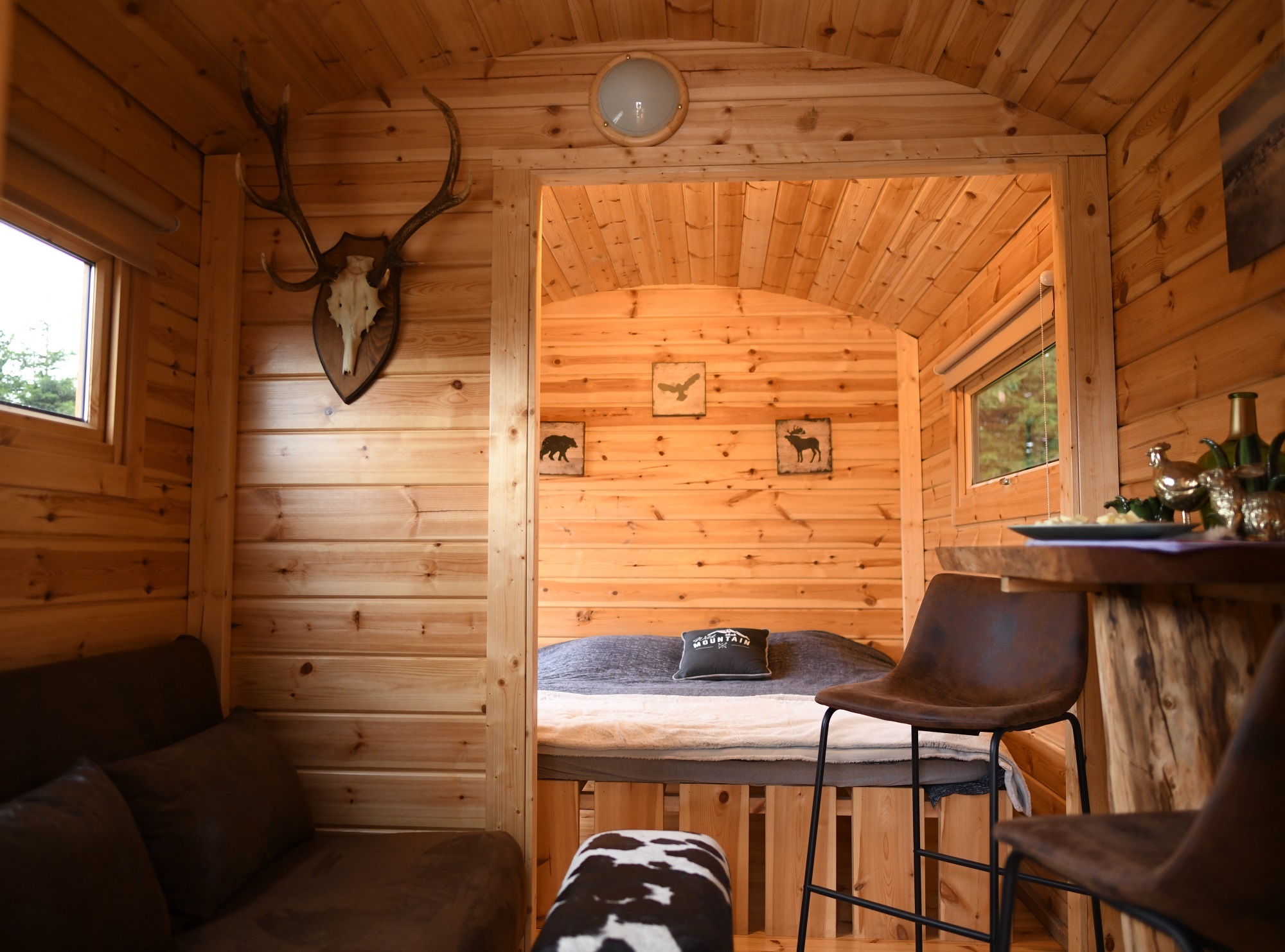 Roulotte Au Point de Vue — Séjour romantique avec spa dans les Vosges à La Petite Louvière — salle de bain