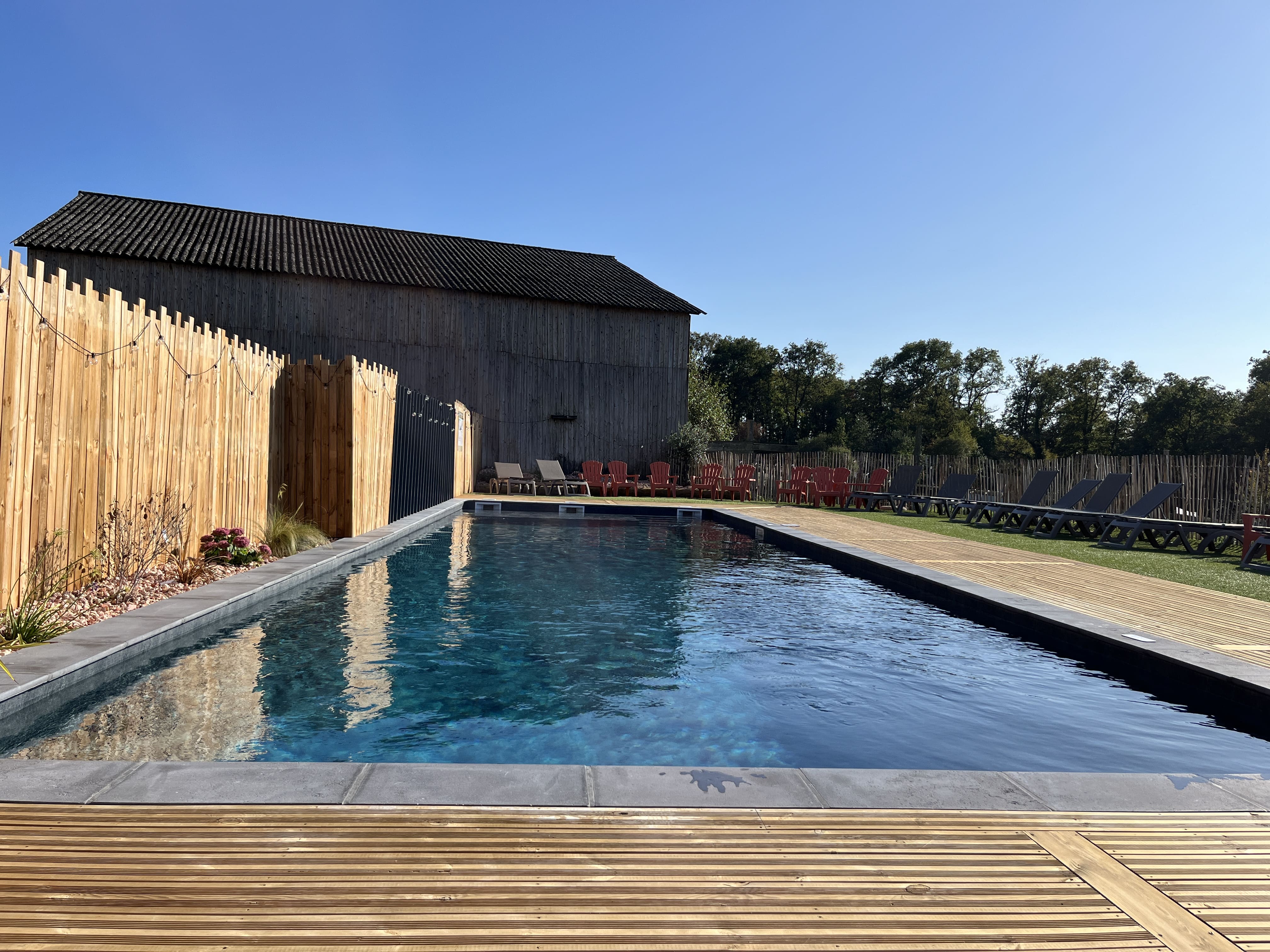 Roulotte — Séjour bohème avec spa à La Buissonnière en Indre-et-Loire à Sorigny — salle de bain